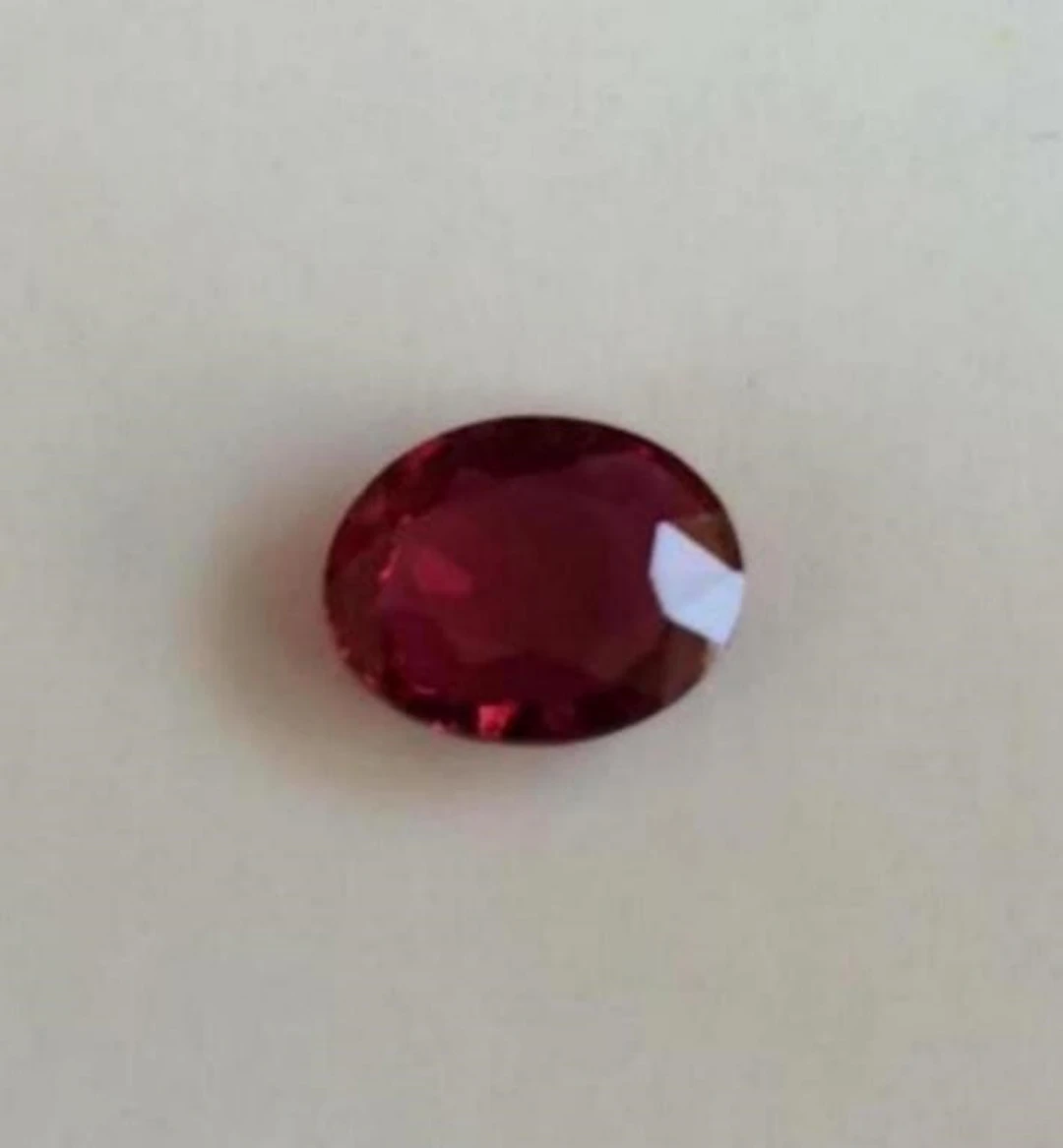 Natural Vivid Red Ruby 1.65 Cts - GRS Certified