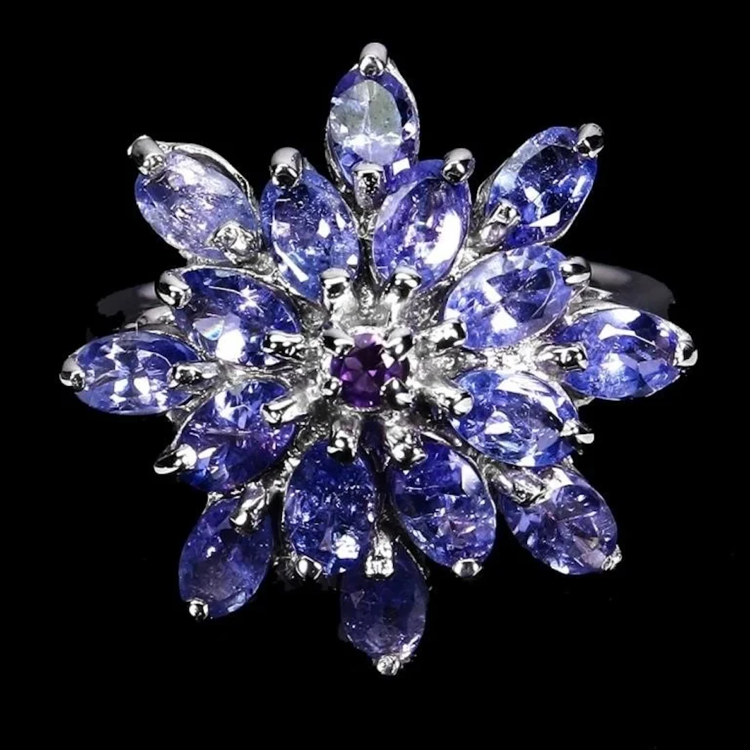 Natural Oval Tanzanite & Amethyst Ring