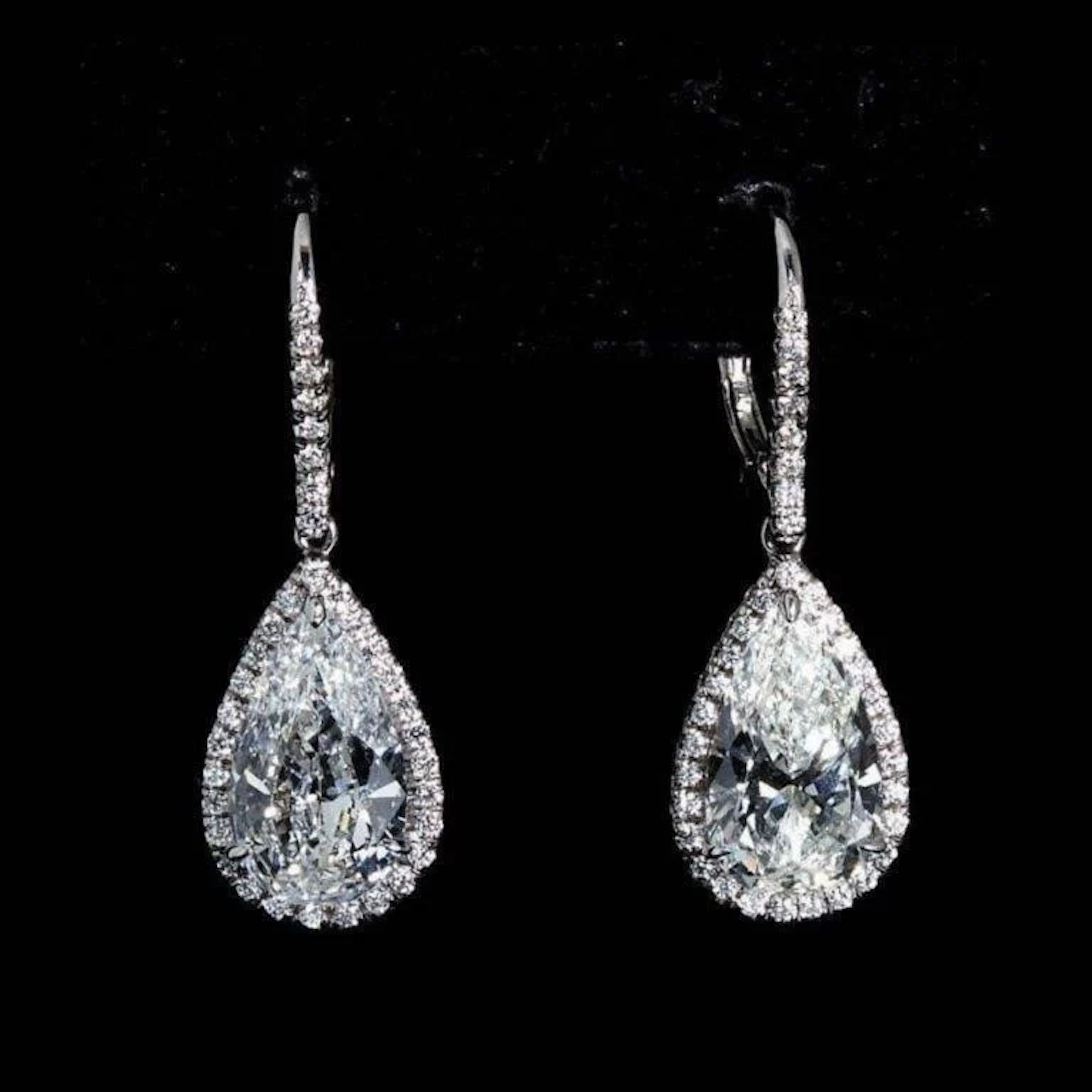 Gold & White Diamond 5.00 Cts Drop Earrings