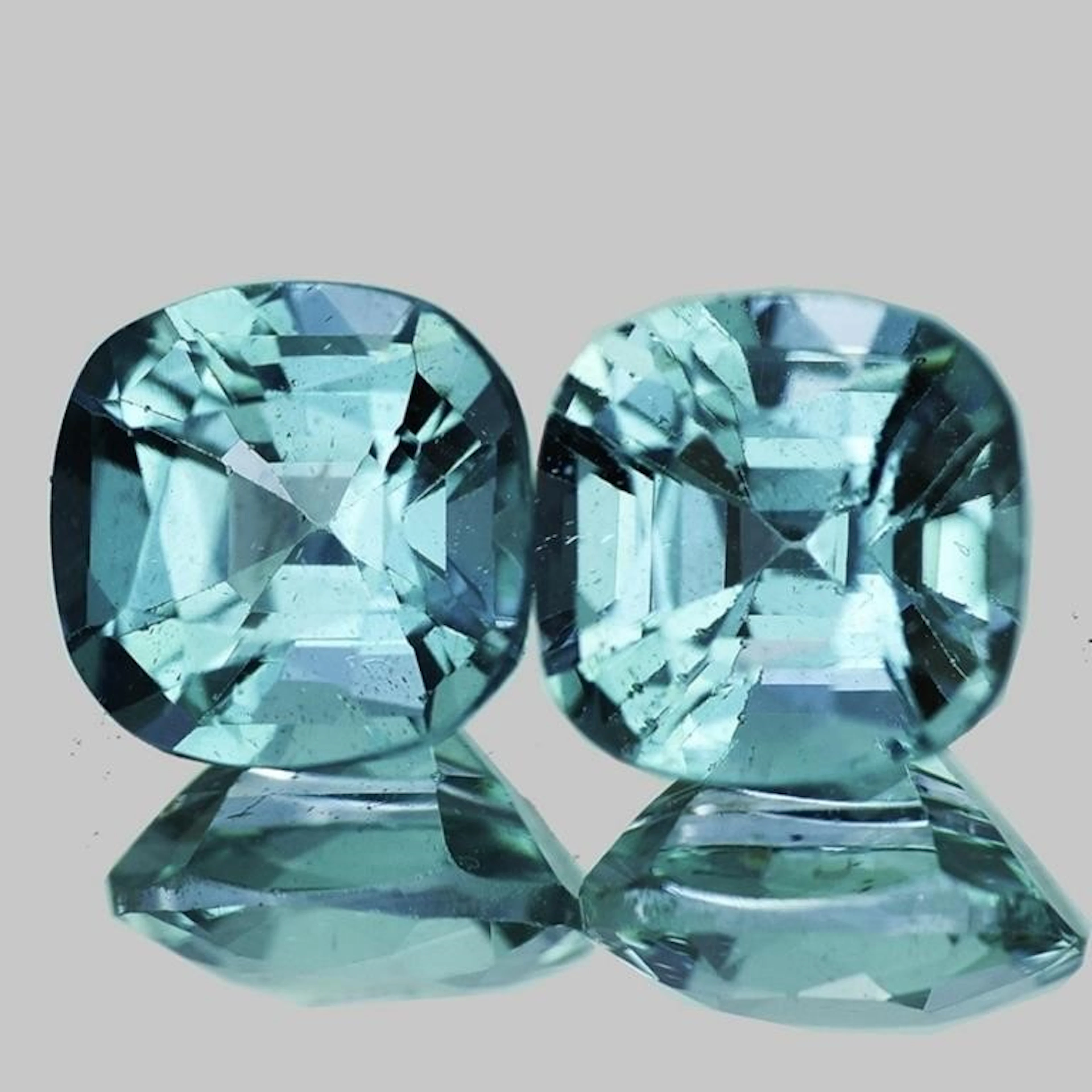 Natural Lagoon Green Blue Apatite Pair {Flawless-V