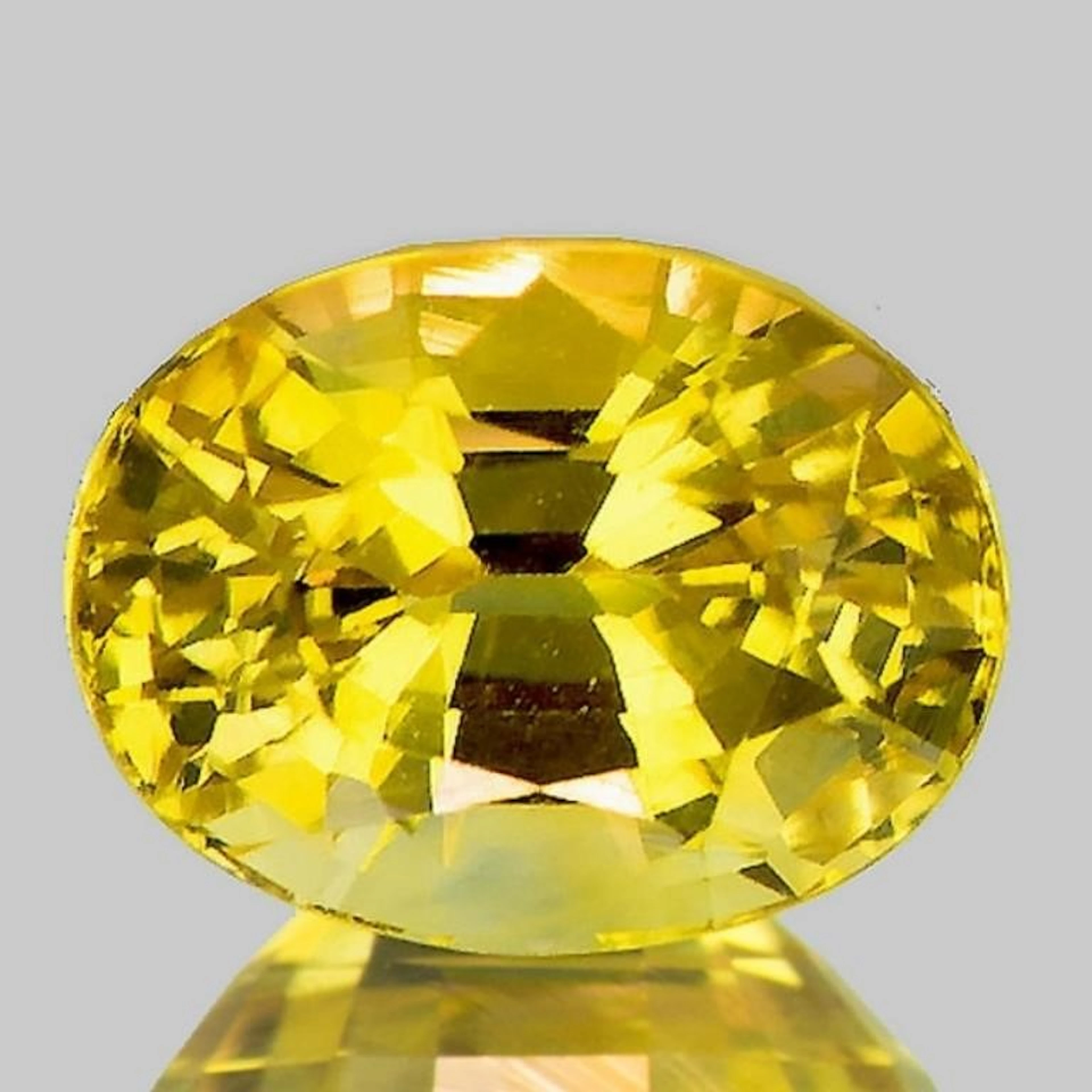 Natural Yellow Sapphire 1.52 Cts [Flawless-VVS]