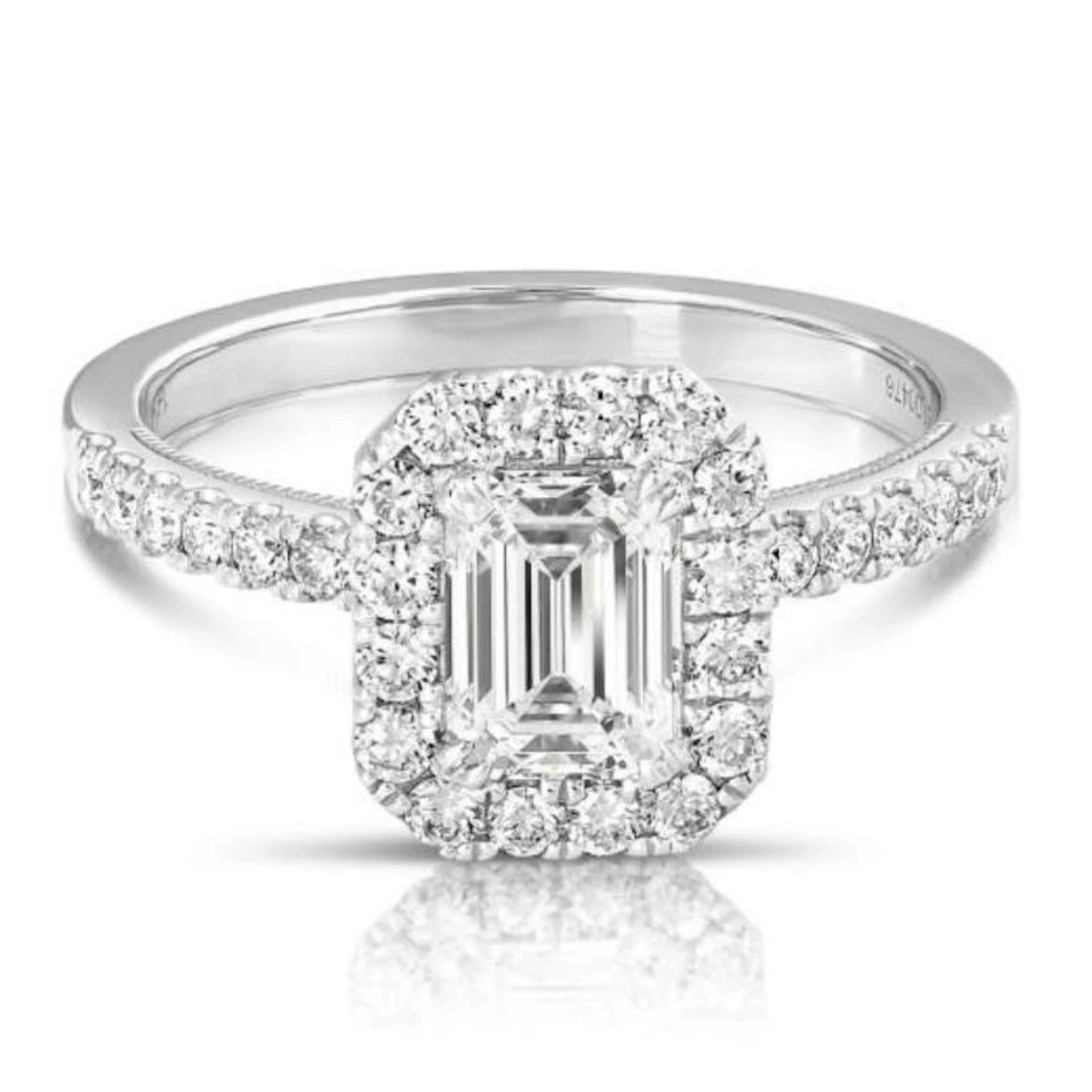 Gold & White Diamond 4.55 Cts Ring - E/VVS