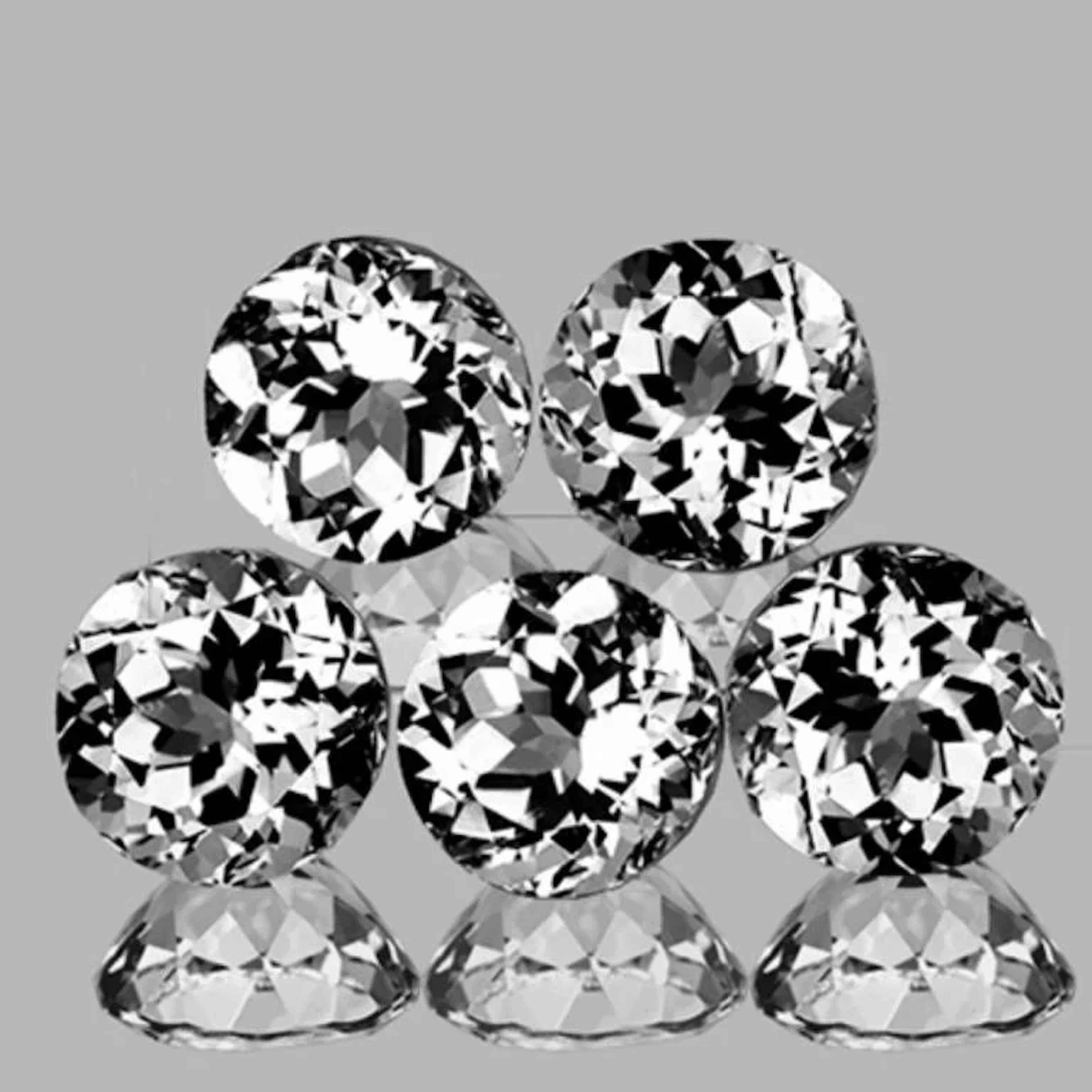 Natural Colorless White Topaz {Flawless-VVS1}