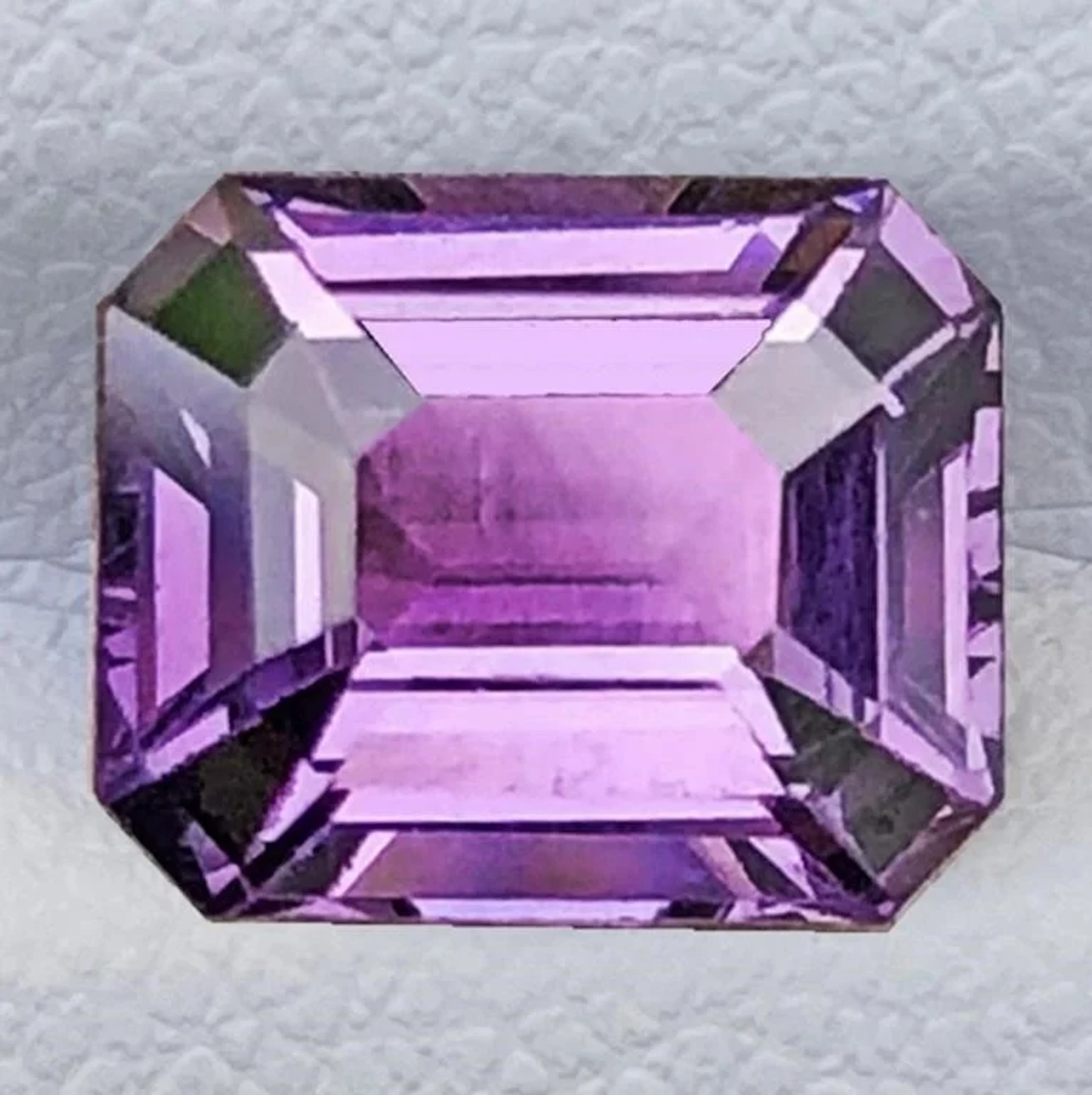 Natural Ceylon Purple Spinel {Flawless-VVS}