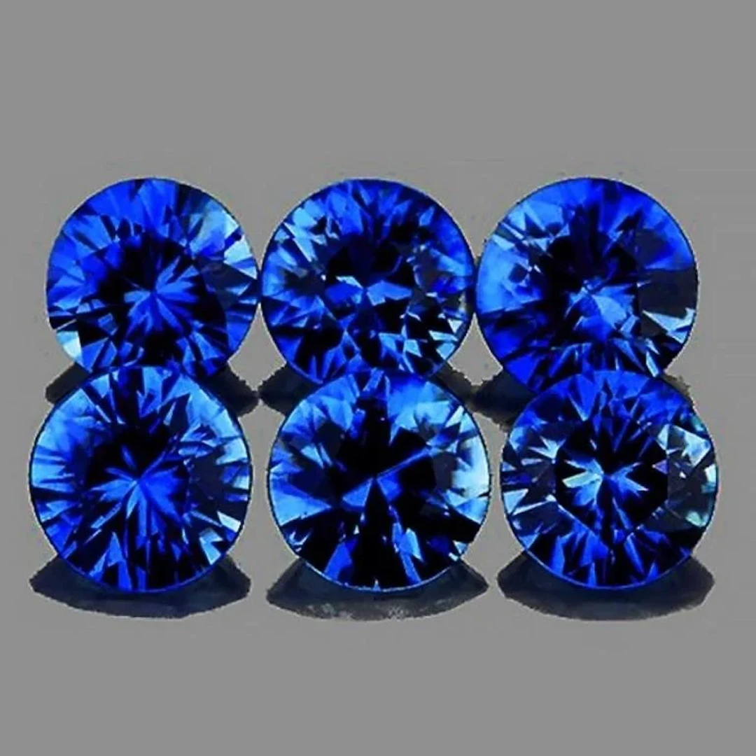 Natural Royal Blue Sapphire [Flawless-VVS]