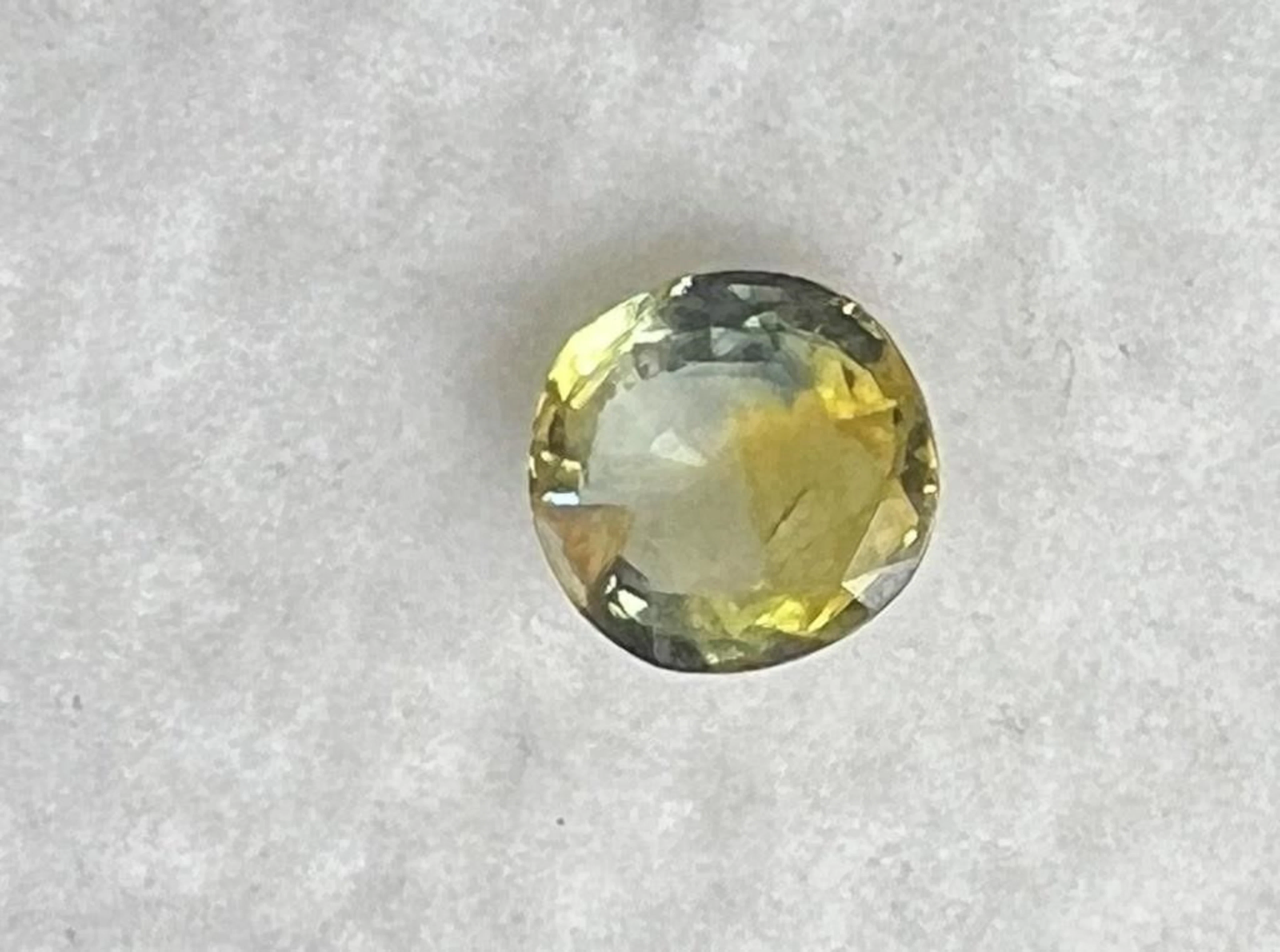 Natural Rare Bicolor Sapphire 2.470 Cts