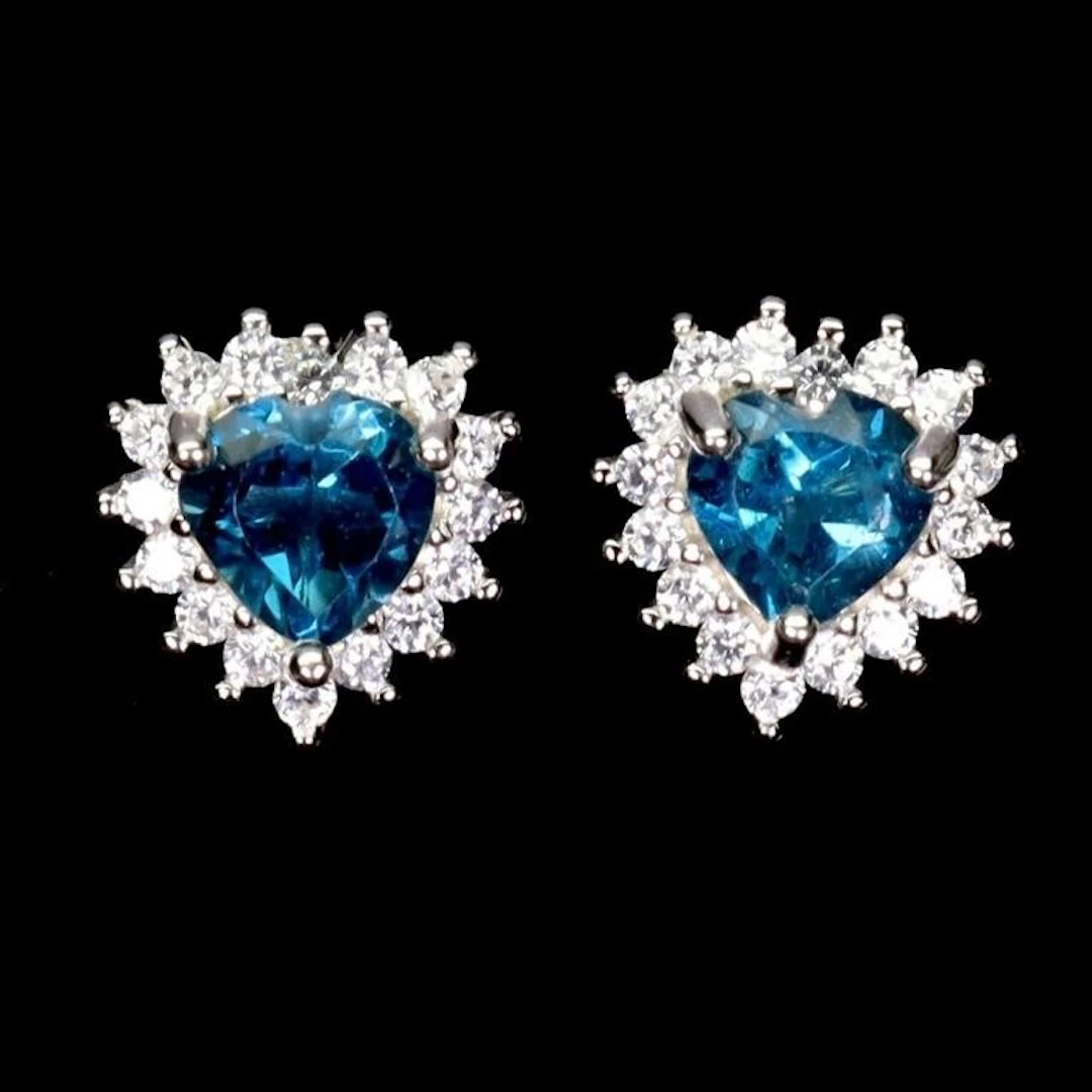Natural Heart London Blue Topaz Earstuds