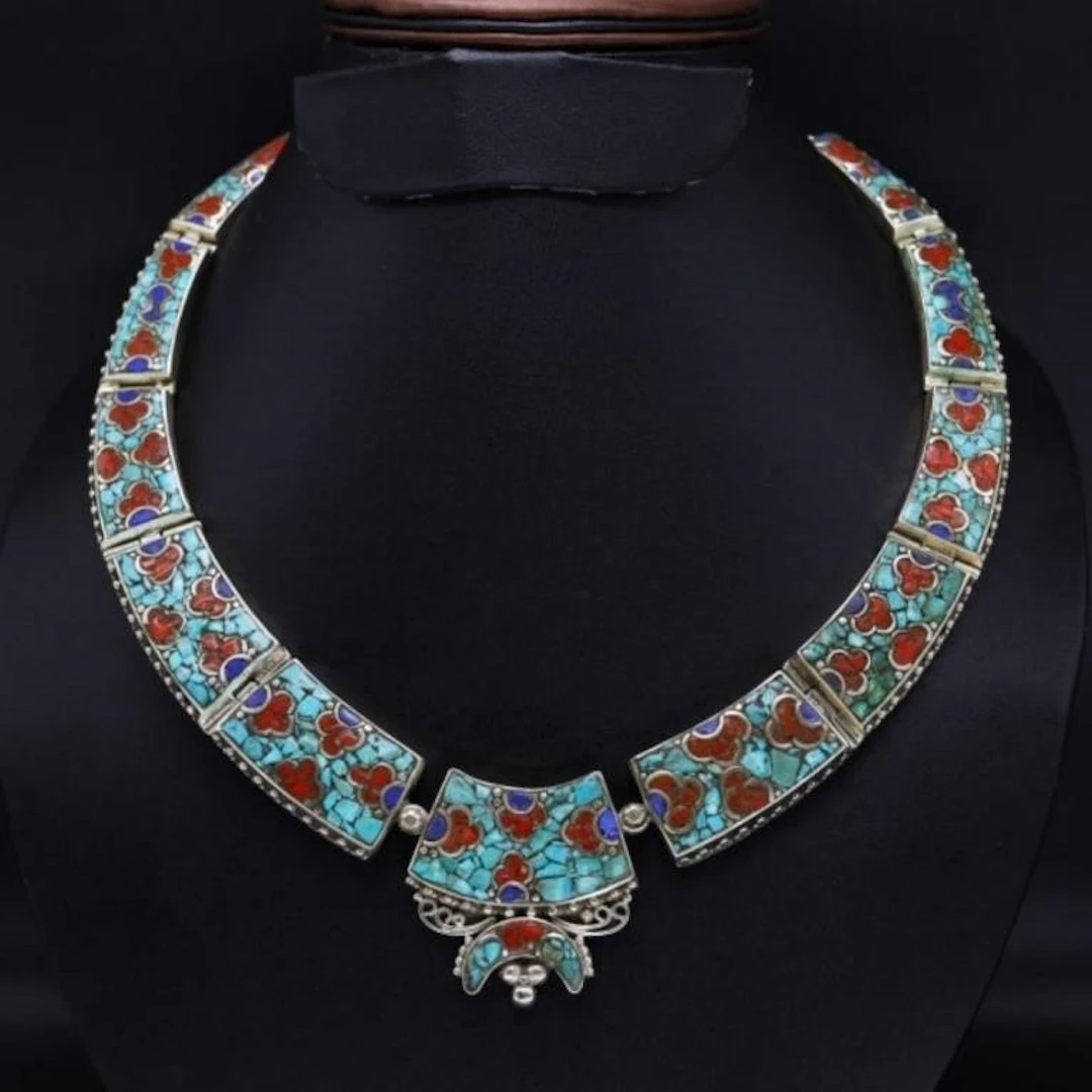 Tibet Natural Stone Tribal Queen Royal Necklace