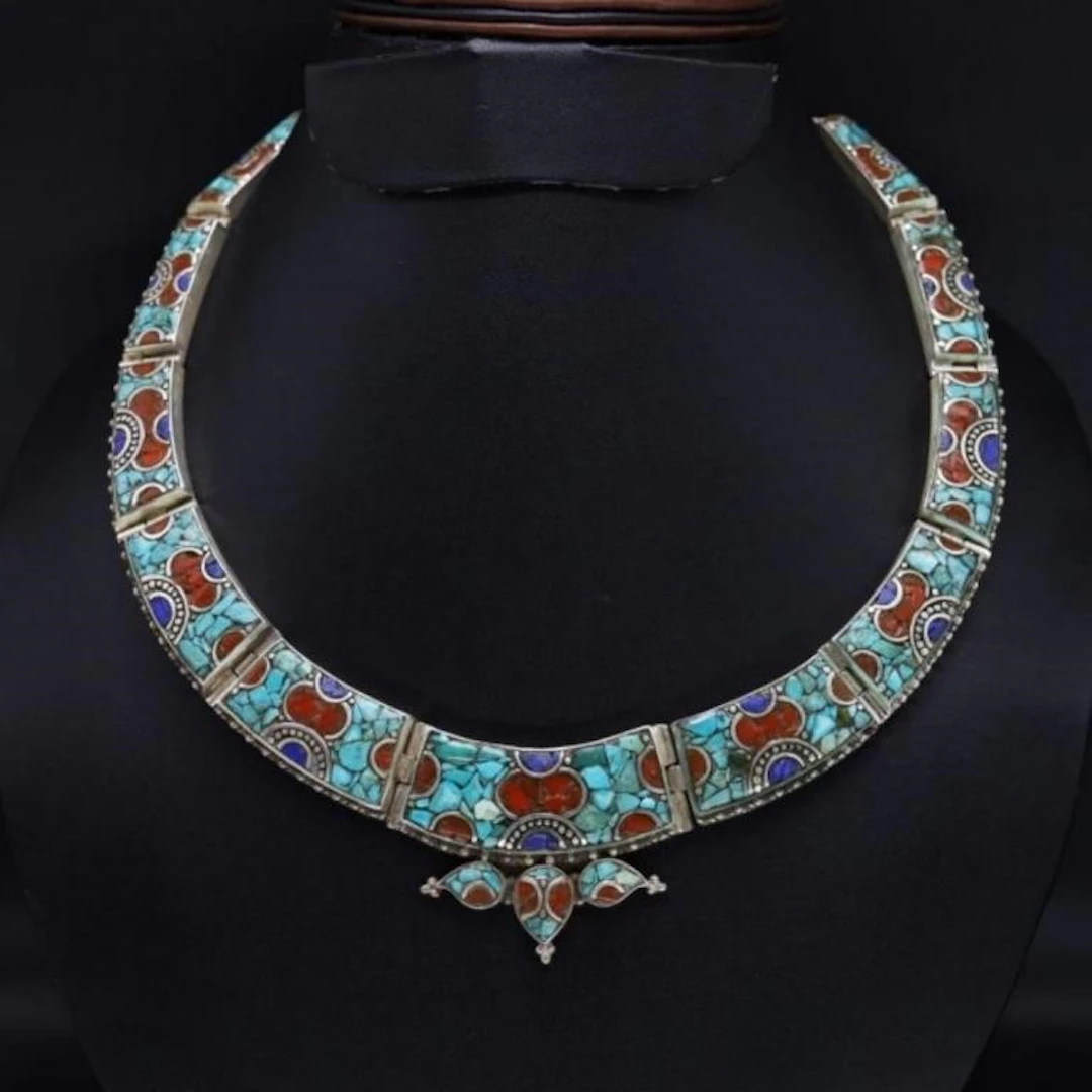 Tibet Natural Stone Tribal Queen Royal Necklace