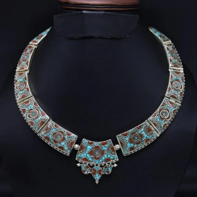 Tibet Natural Stone Tribal Queen Royal Necklace