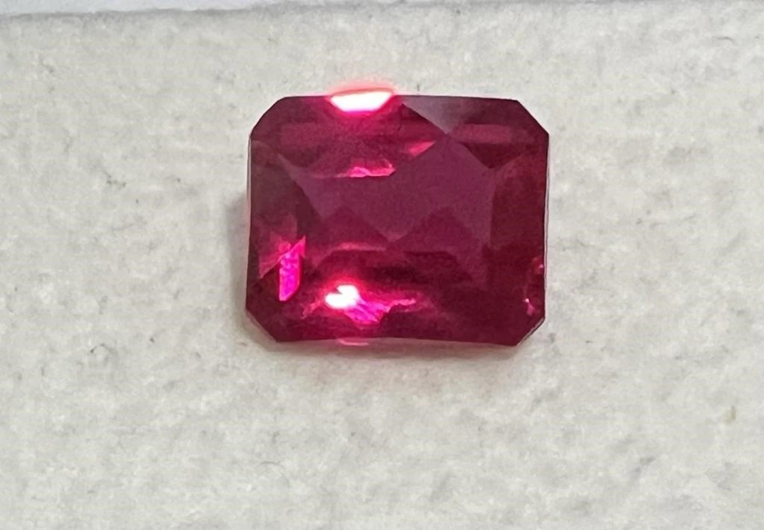 Lab Created Vivid Red Topaz 31.25 Cts - VVS