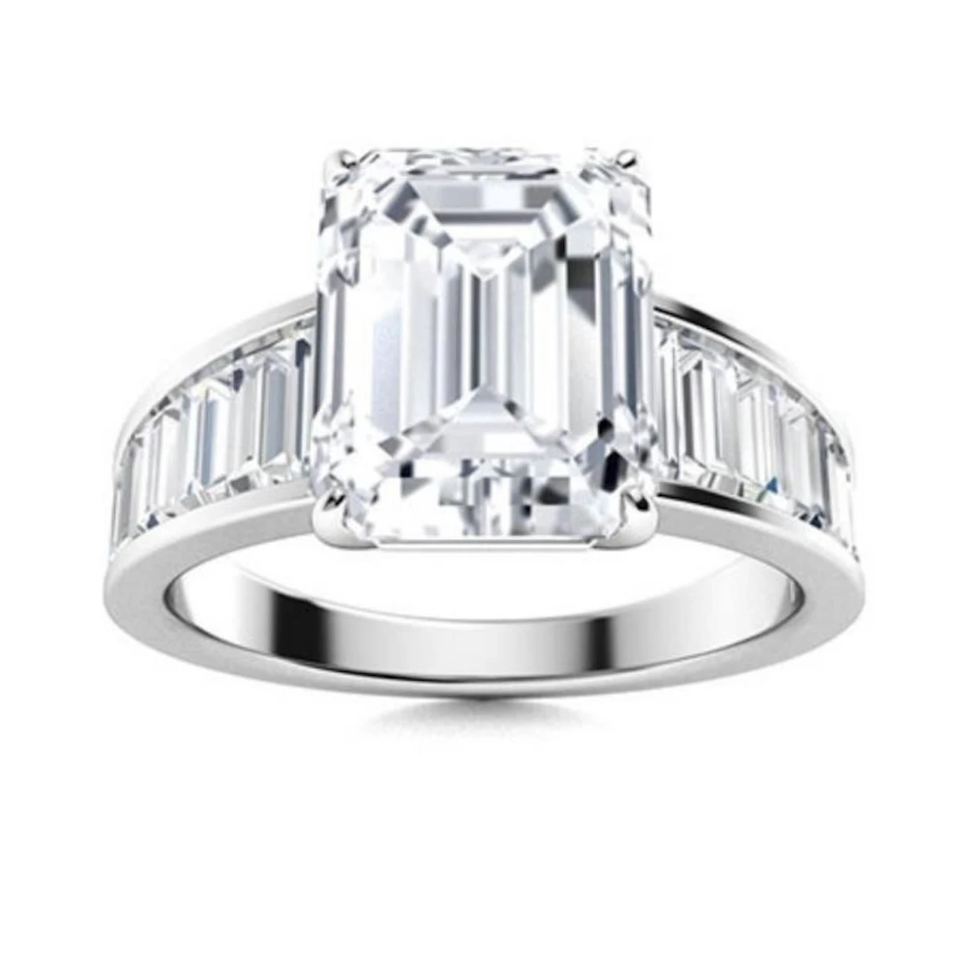 Gold & Lab Octagon Diamond 4.50 Cts Ring - E/VVS