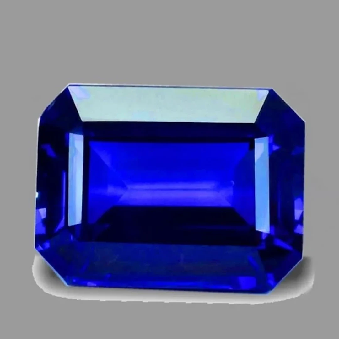 Natural Octagon Royal Blue Sapphire [Flawless-VVS]
