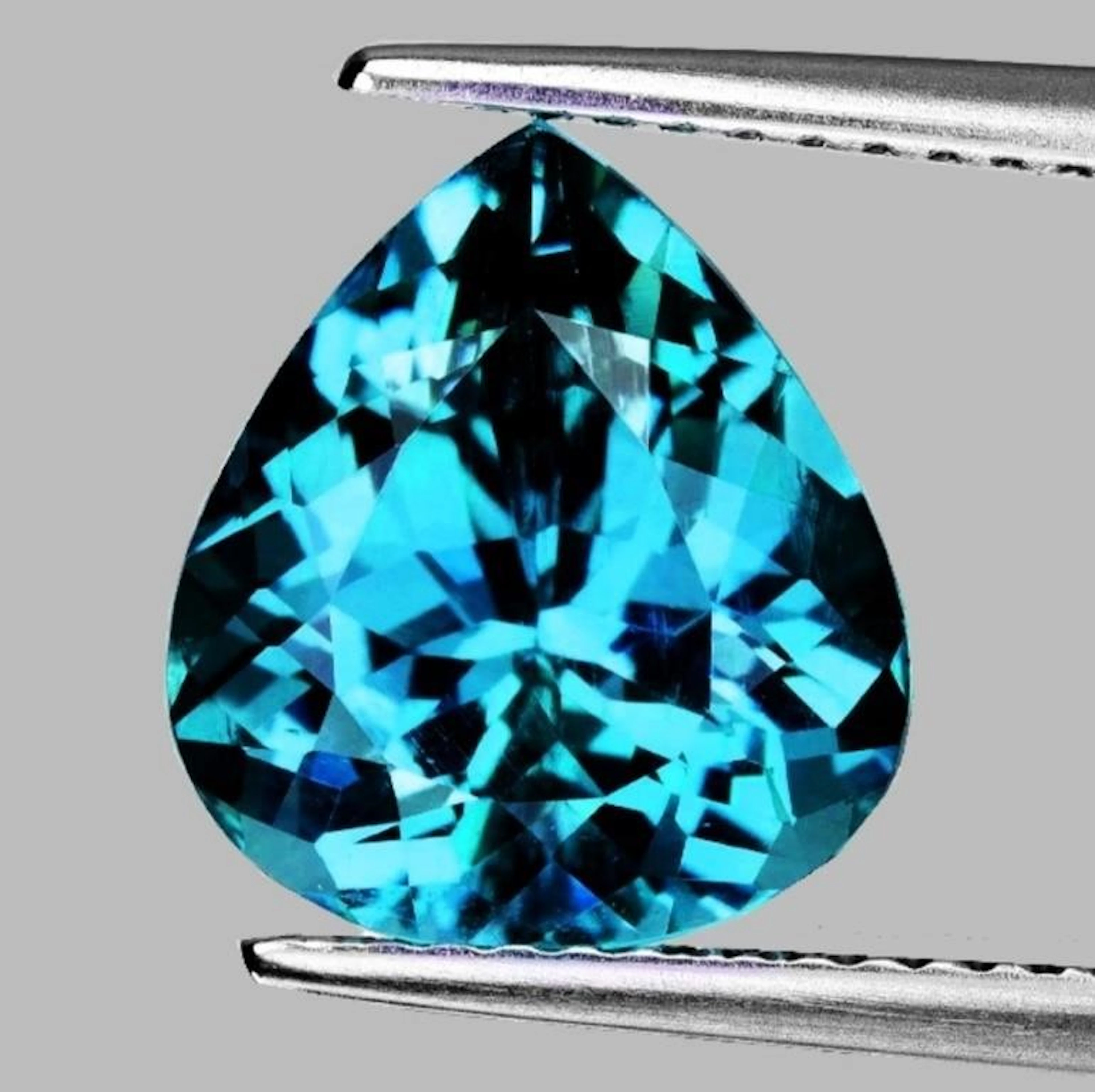 Natural Indicolite Blue Tourmaline {Flawless-VVS}