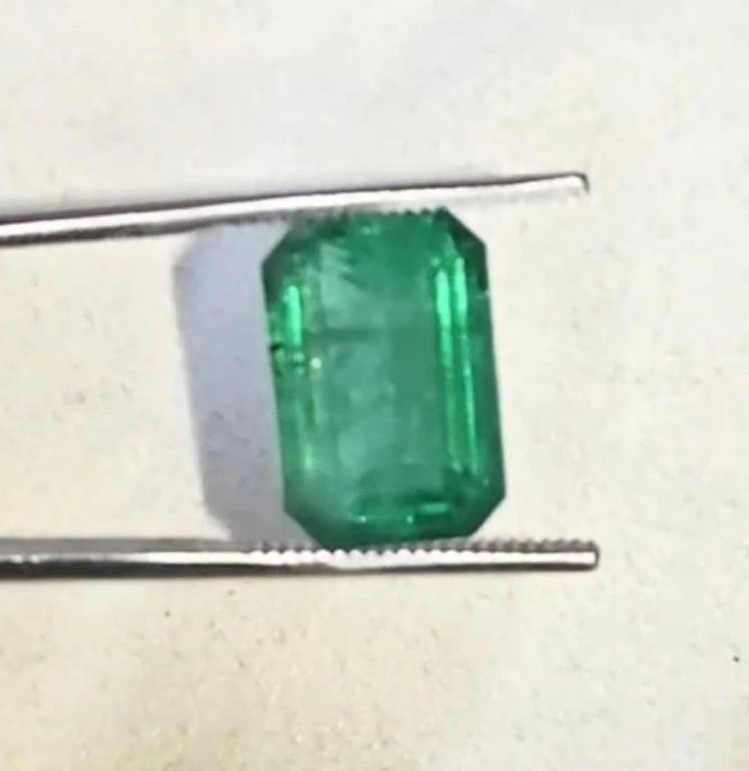 Natural Zambian Green Emerald 12.50 Cts