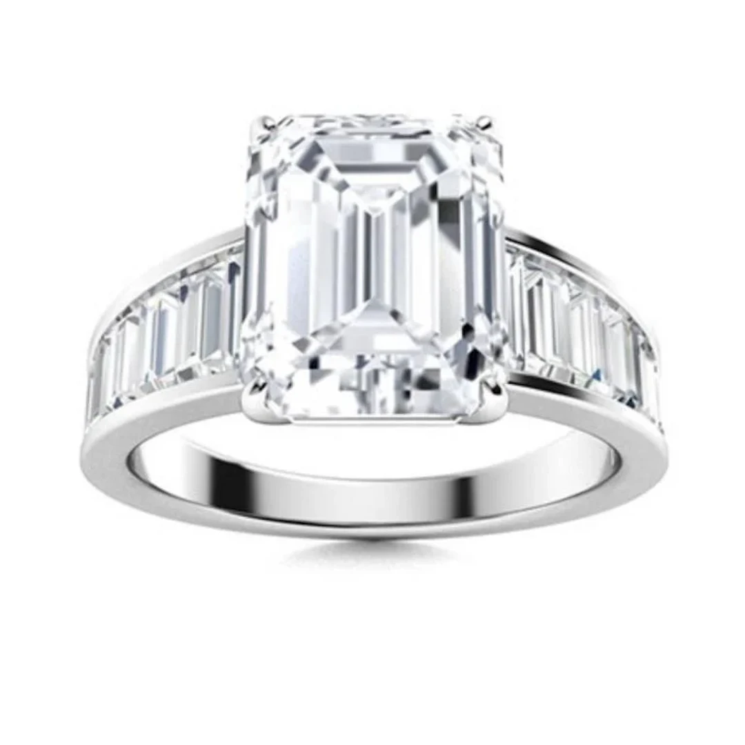Gold & Brilliant White Diamond 3.50 Cts Ring - E/V