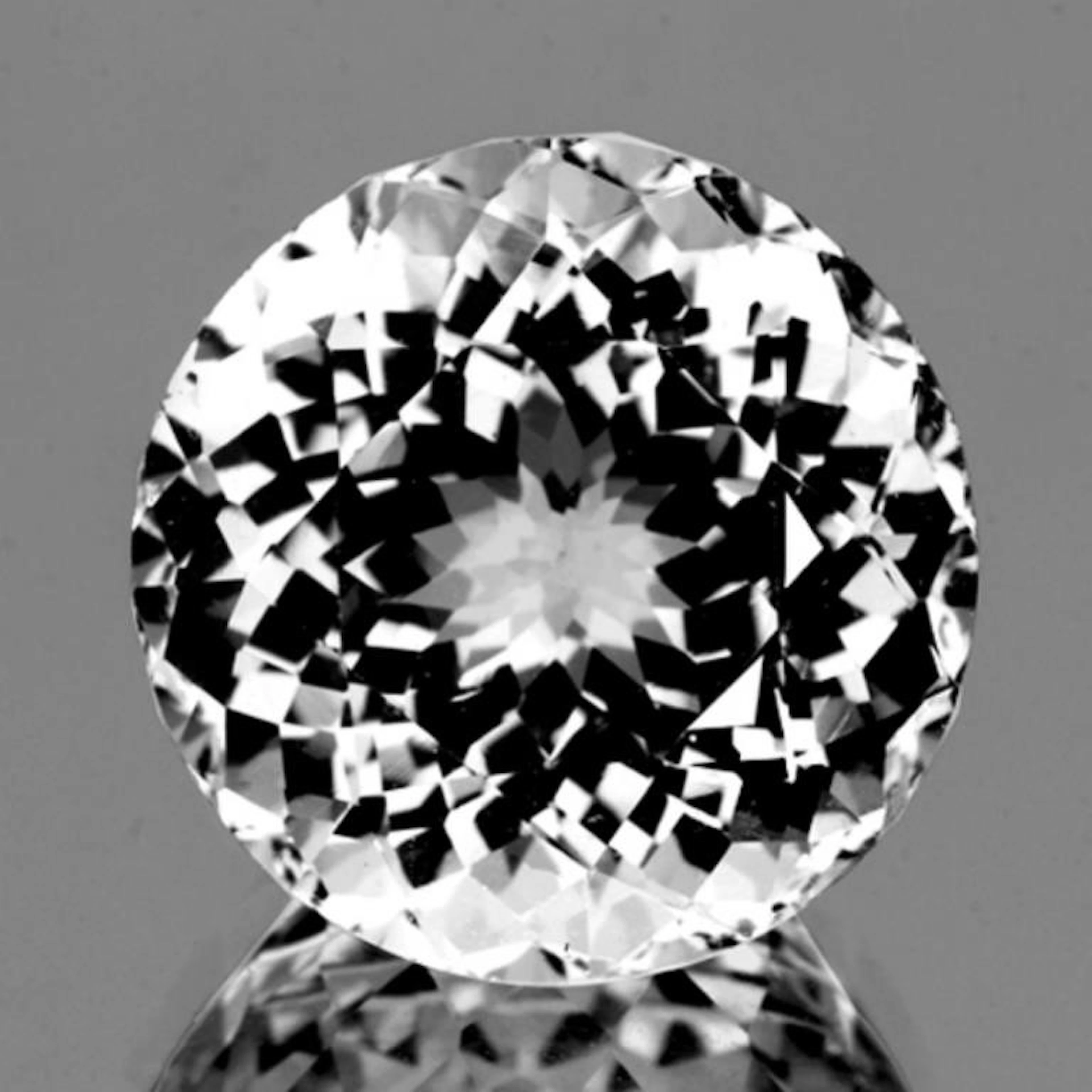 Natural Brilliant AAA White Topaz {Flawless-VVS1}