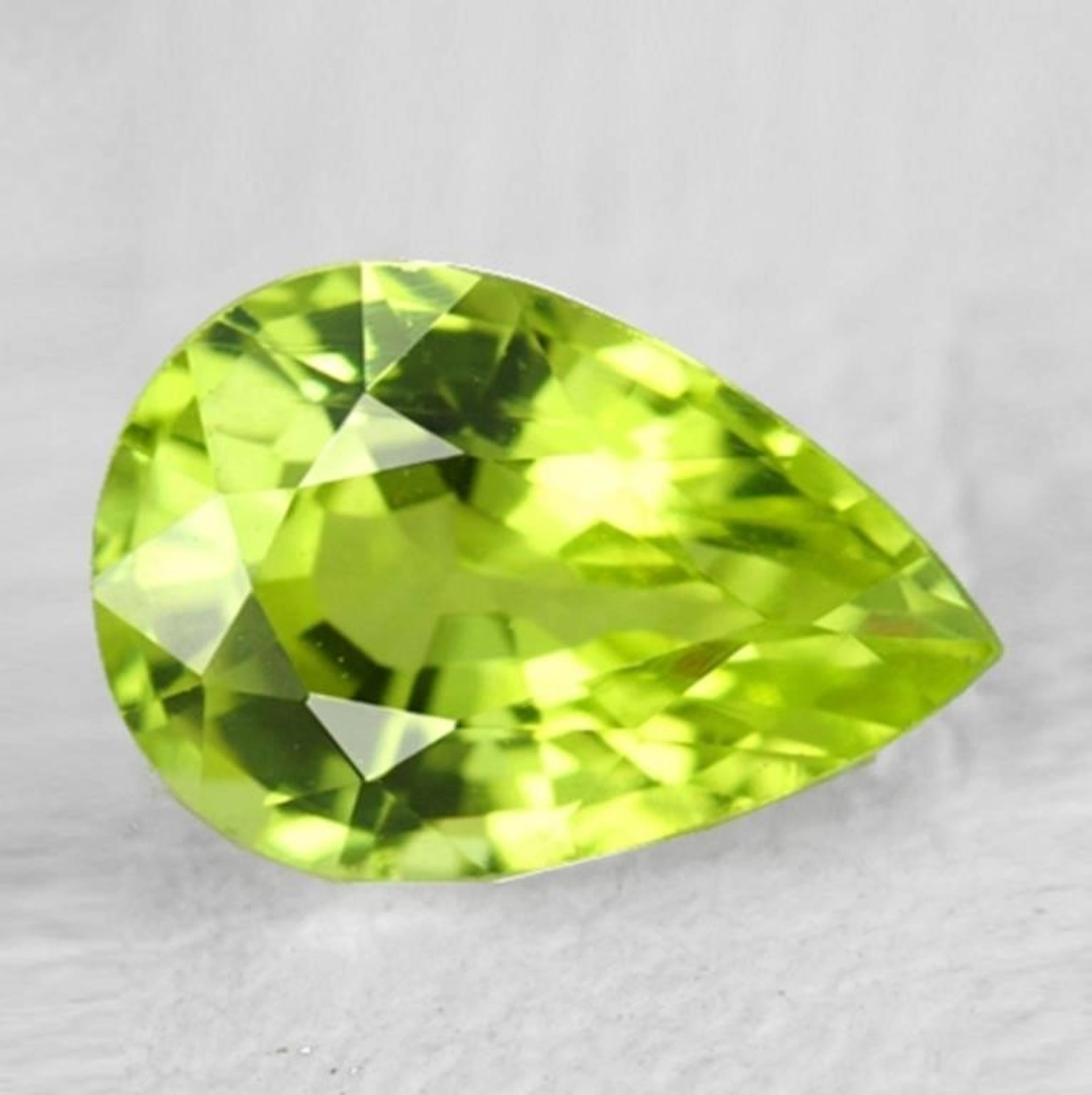Natural Brazil Green Yellow Chrysoberyl {Flawless-