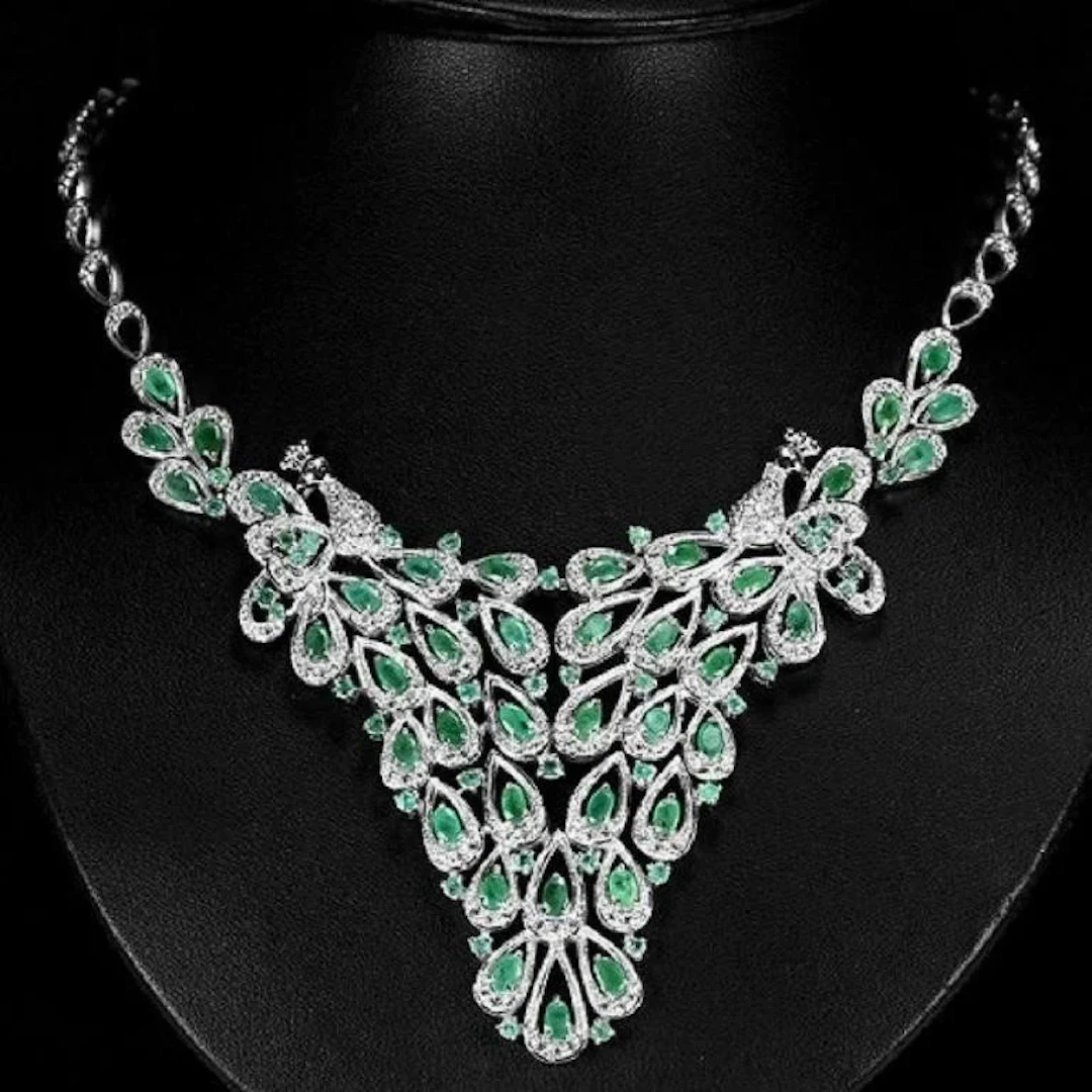 NATURAL COLOMBIAN EMERALD NECKLACE