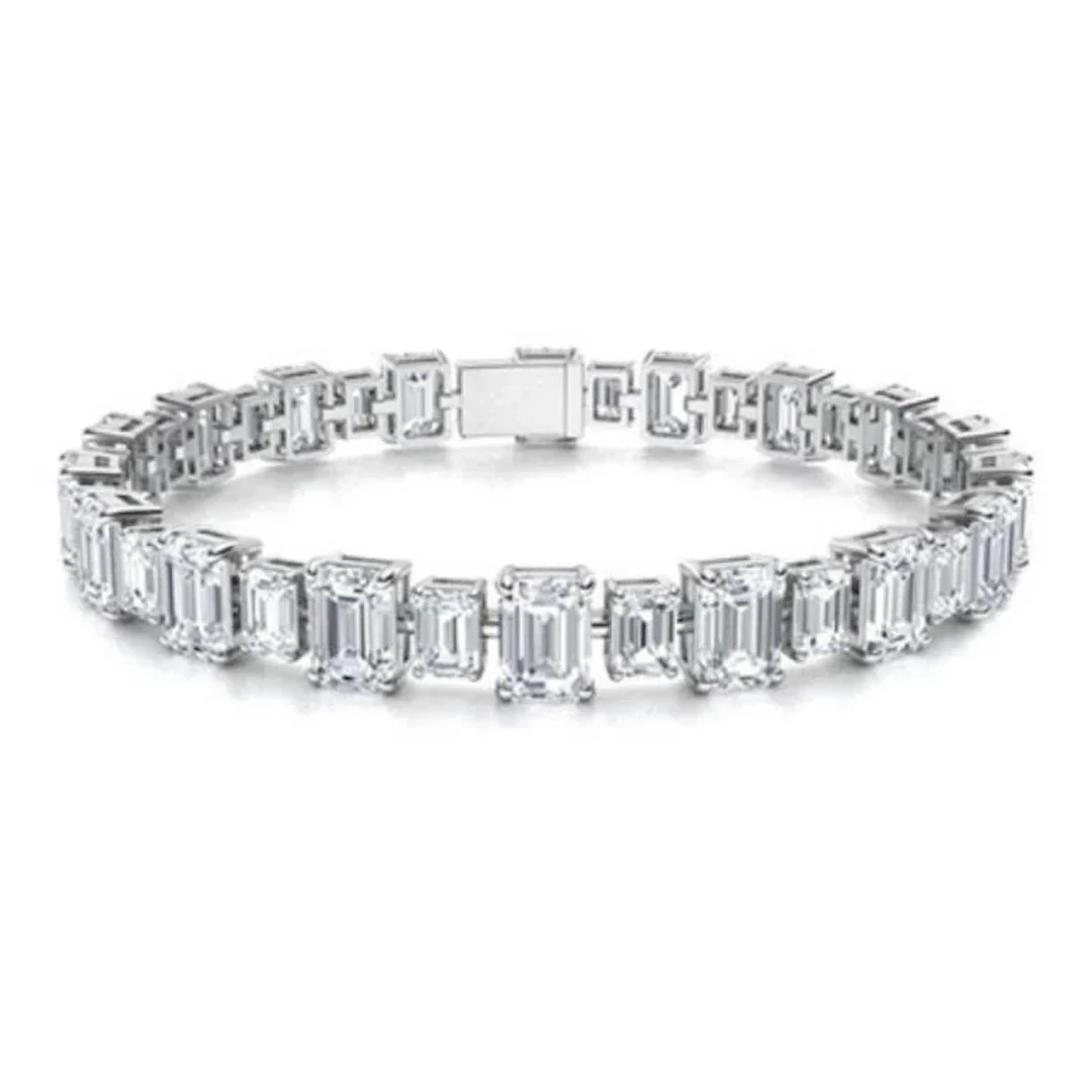 Gold & White Diamonds 25.13 Cts Bracelet