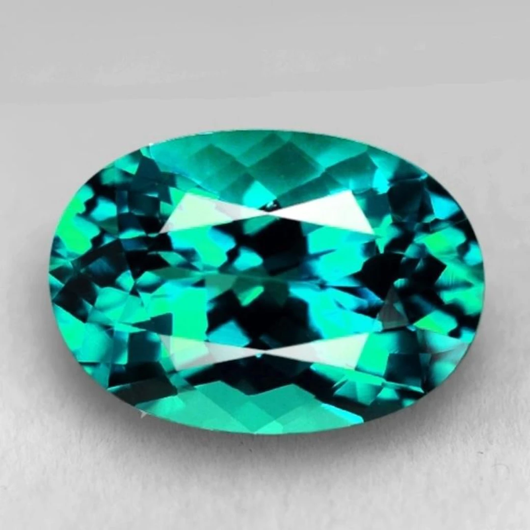 Natural Emerald Bluish/Green Apatite {VVS}