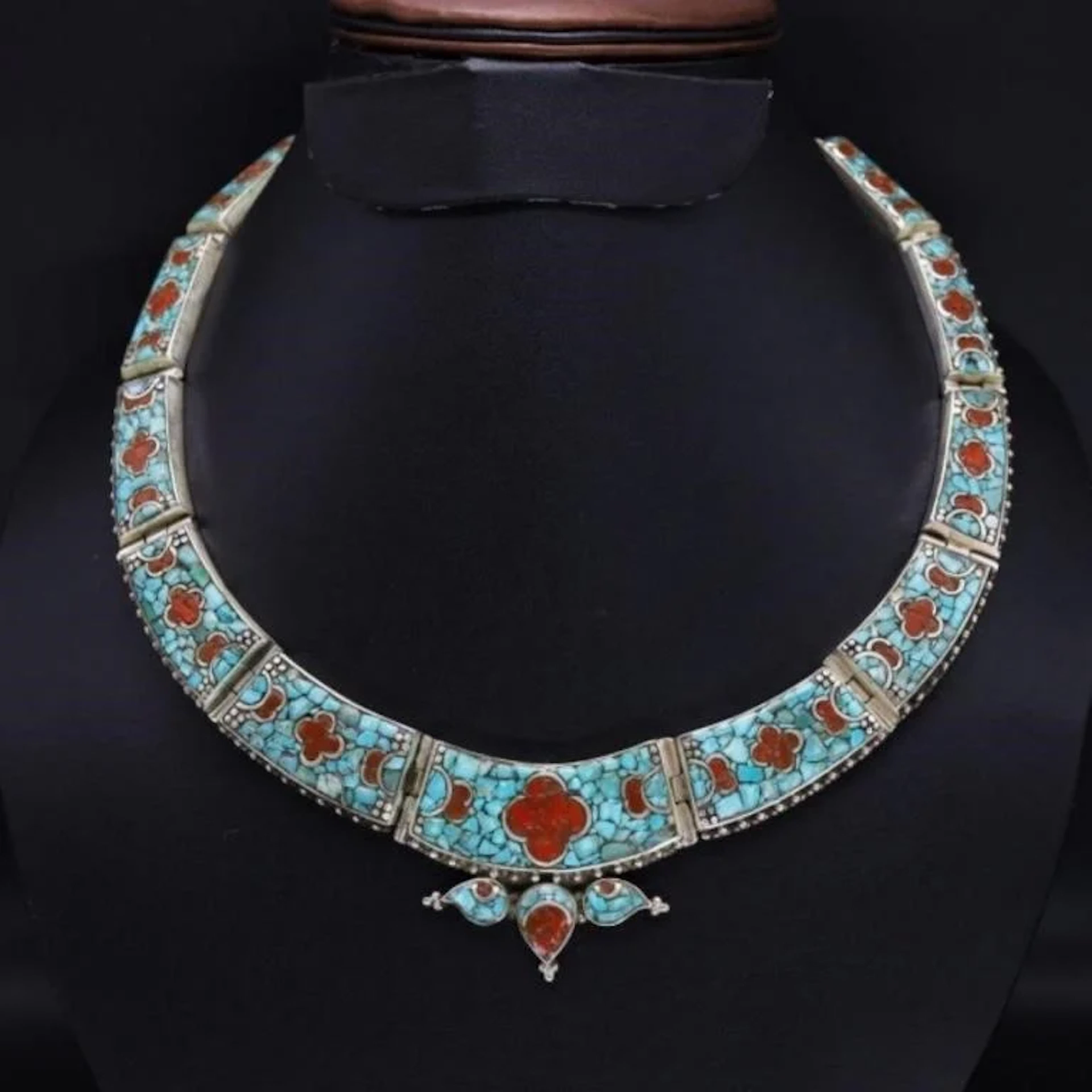 Tibet Natural Stone Tribal Queen Royal Necklace