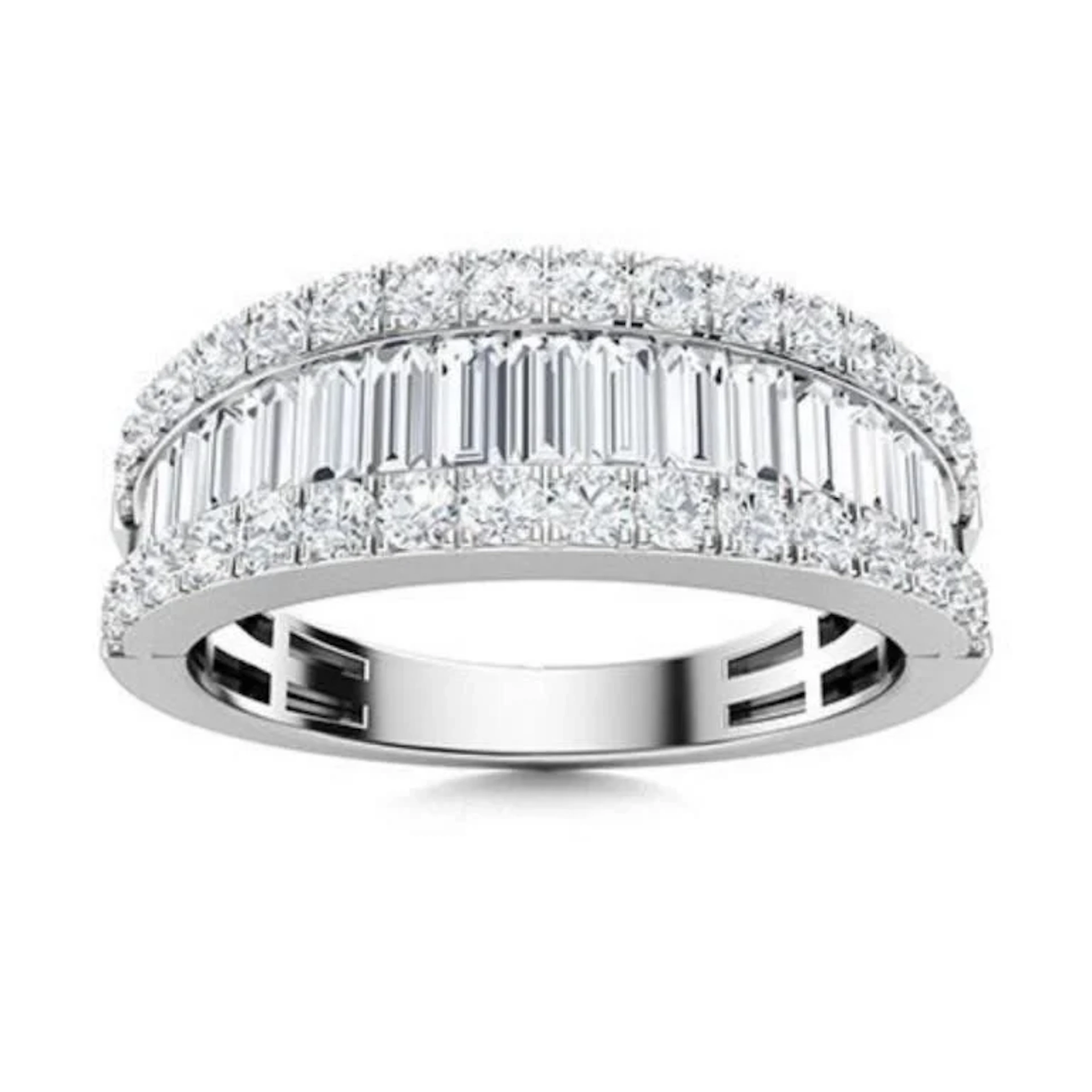 Gold & White Diamond 5 Cts Ring