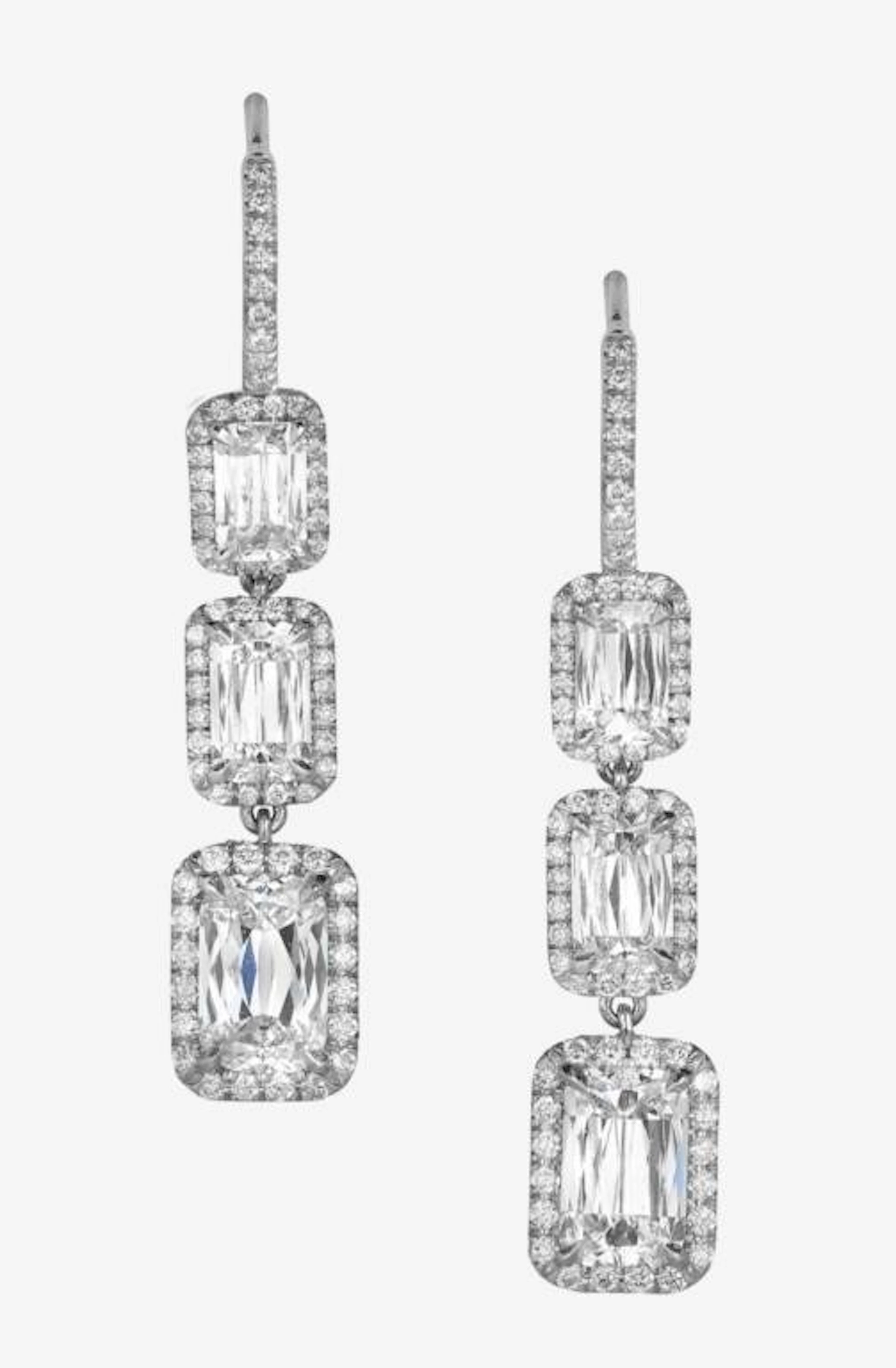 Gold & White Diamond 5.52 Cts Drop Earrings