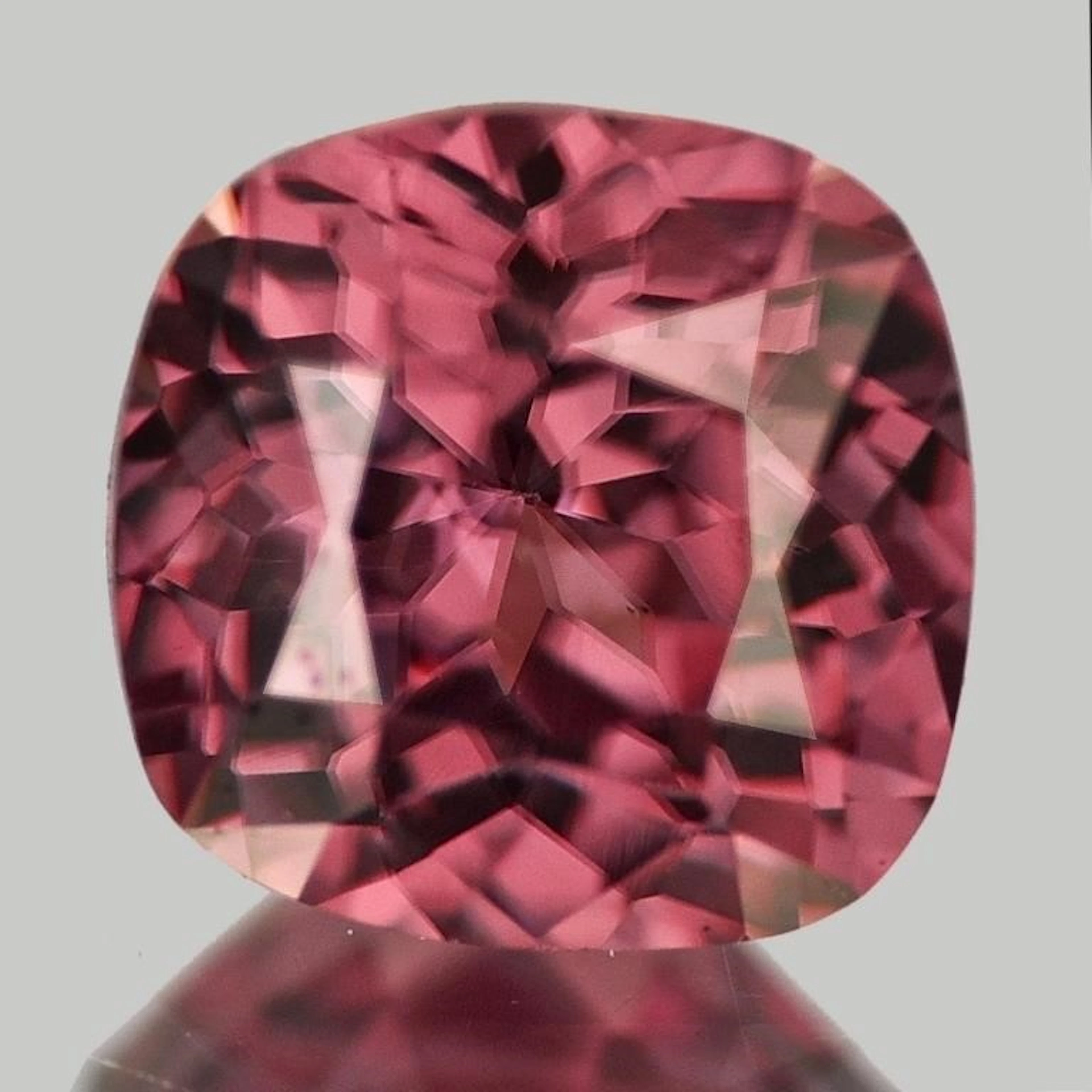 Natural Intense Mahenge Pink Malaya Garnet {Flawle