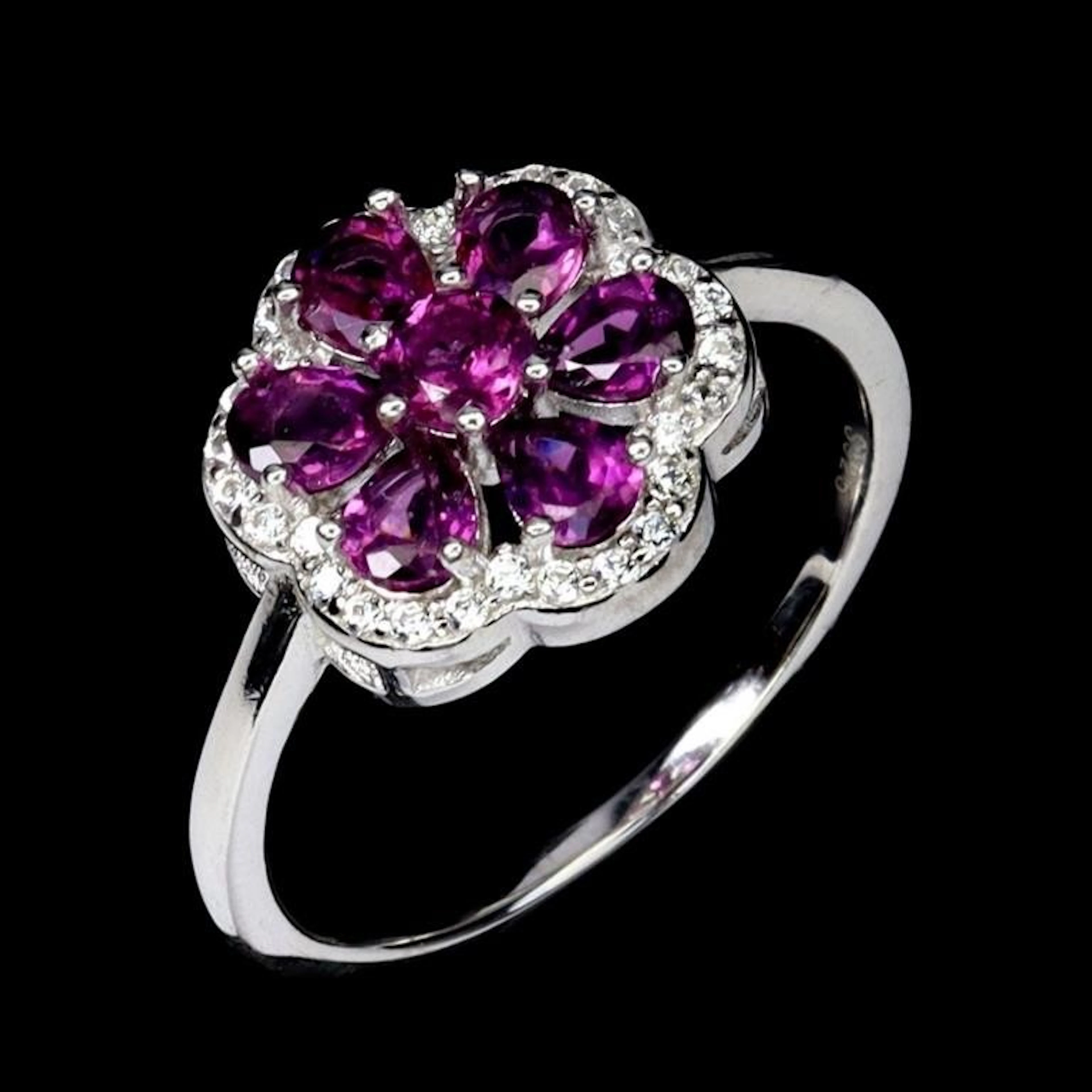 Natural Rhodolite Garnet Flower Ring