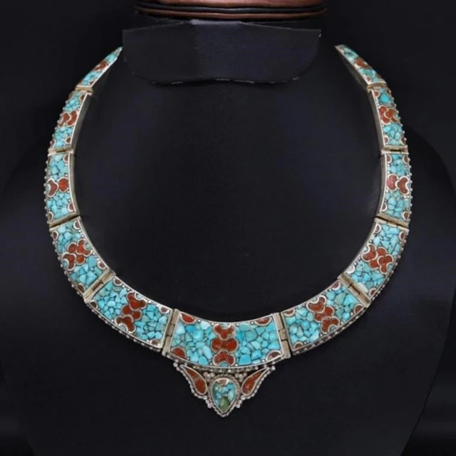 Tibet Natural Stone Tribal Queen Royal Necklace