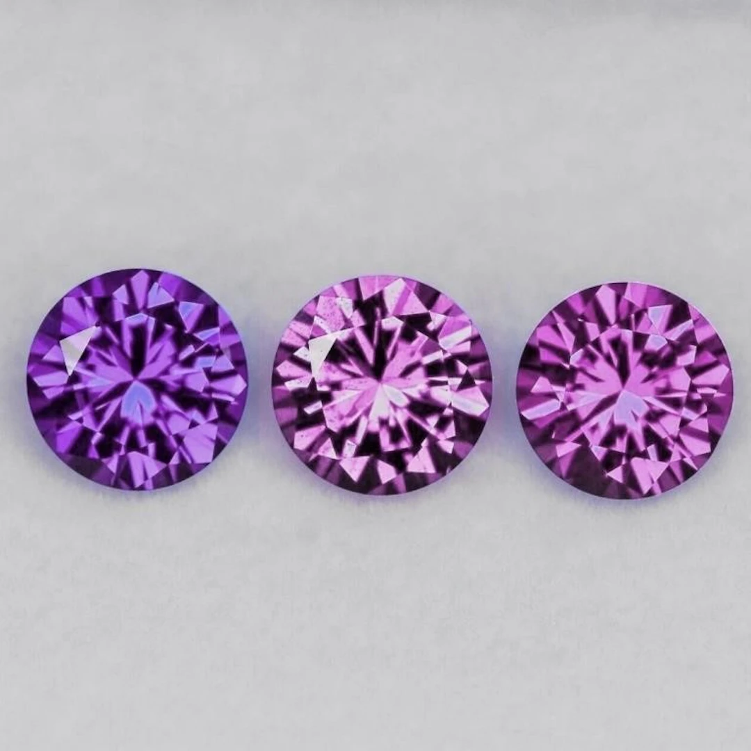 Natural Viloet Pink Burma Spinel {Flawless-VVS}