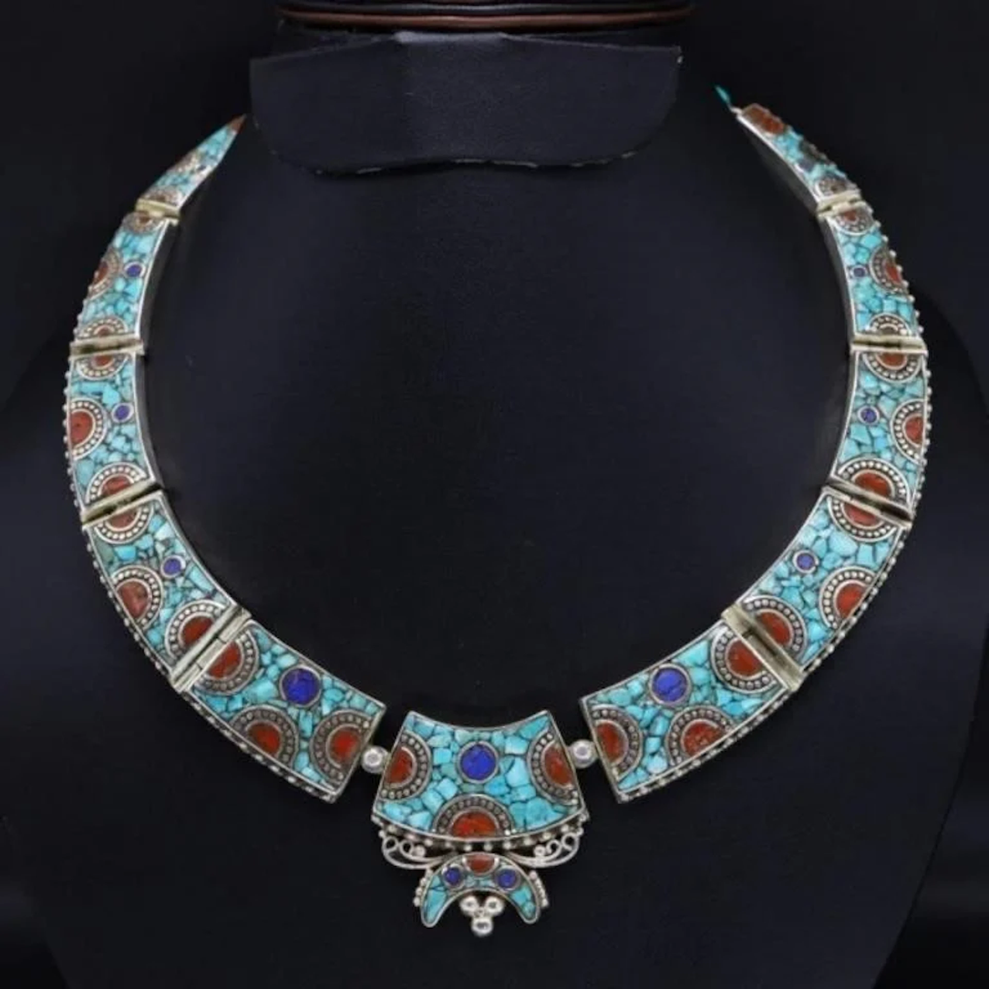 Tibet Natural Stone Tribal Queen Royal Necklace