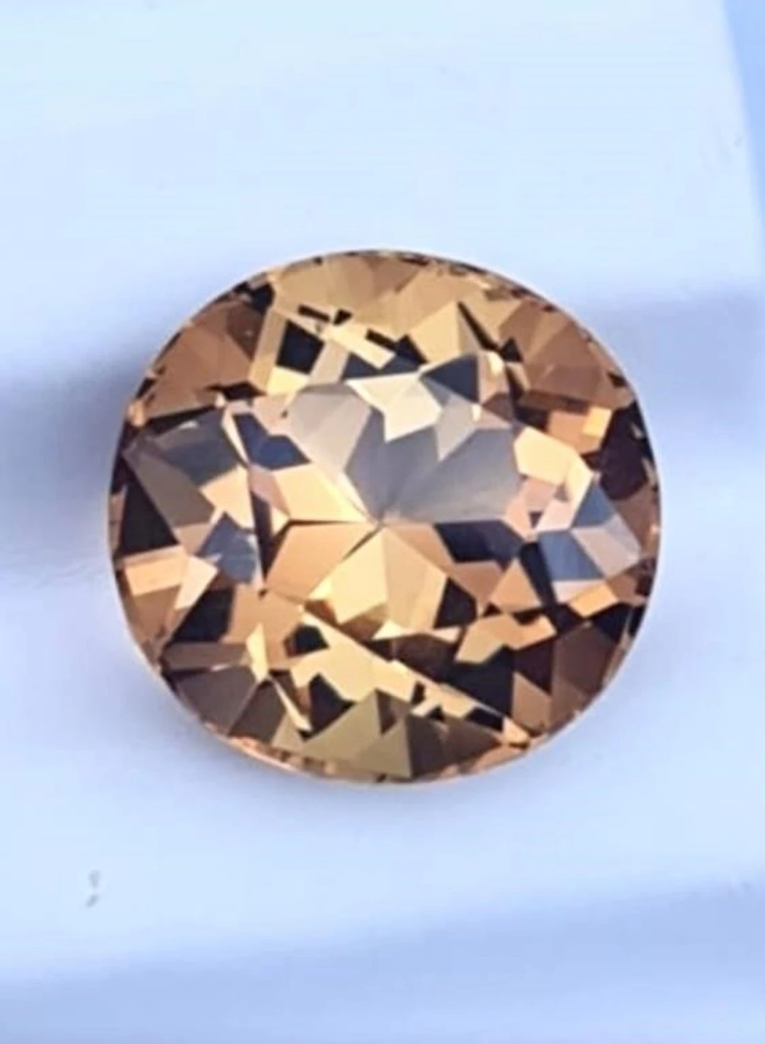 Natural Imperial Champagne Topaz 14.70 Carats