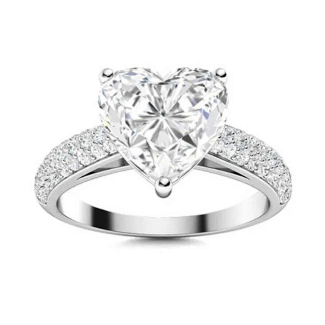 Gold Brilliant White Heart Diamond 2.50 Cts Ring