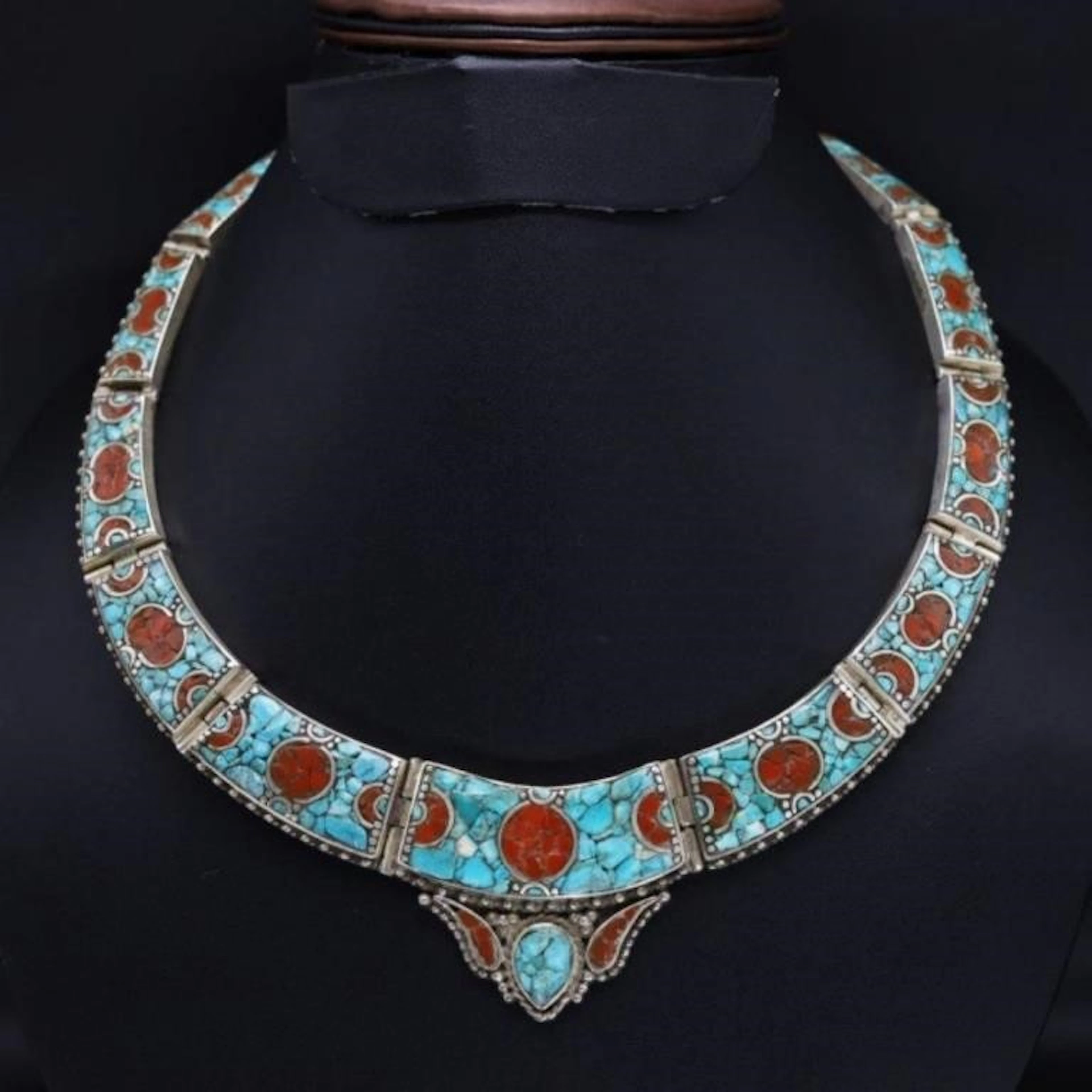 Tibet Natural Stone Tribal Queen Royal Necklace