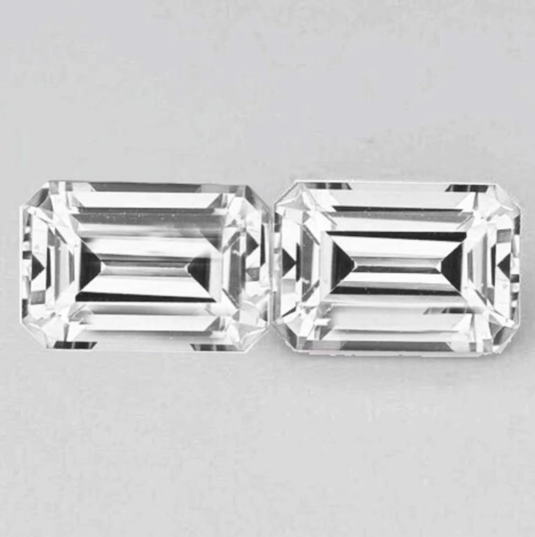 Natural White Sapphire Pair {Flawless-VVS}