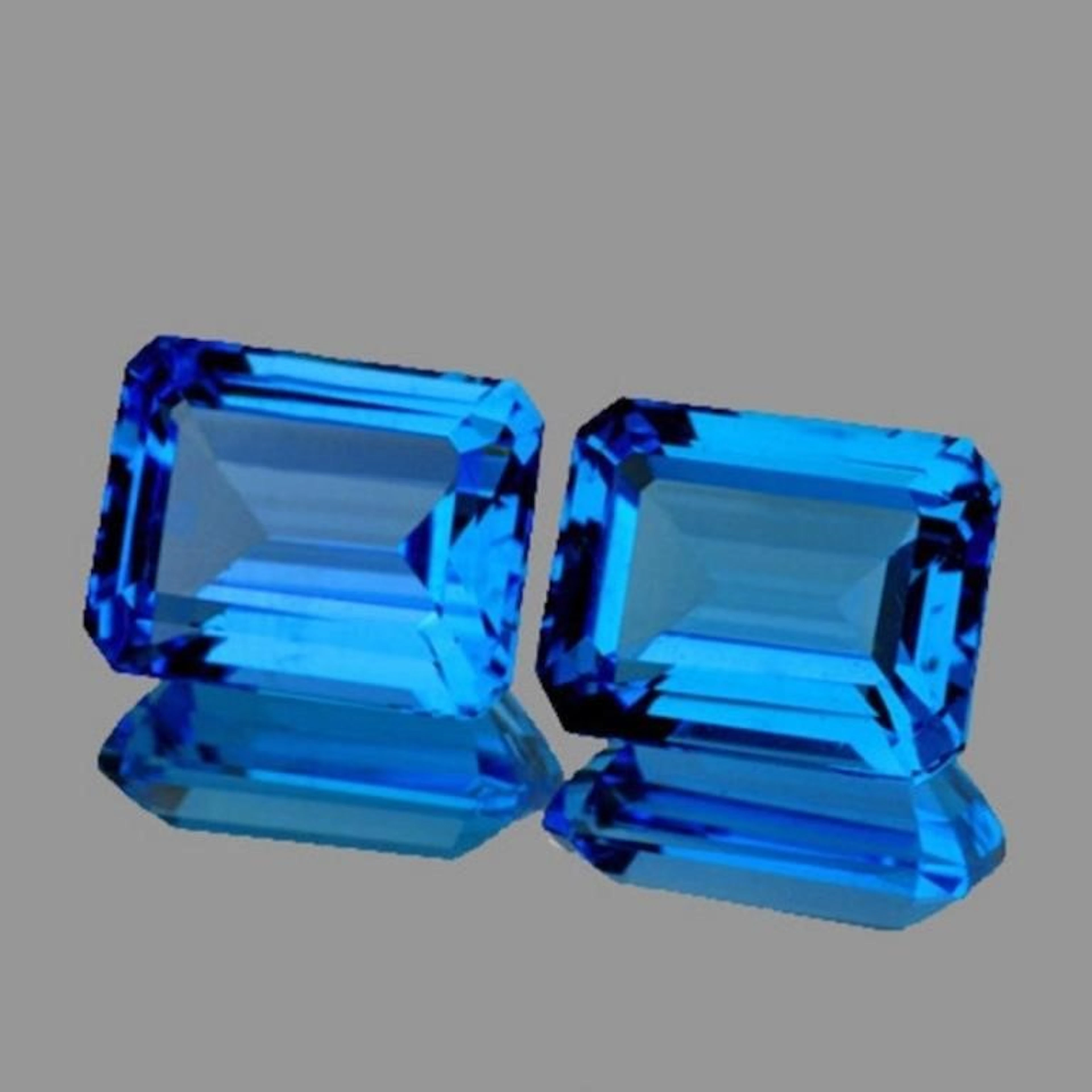 Natural Swiss Blue Topaz Pair [Flawless-VVS]