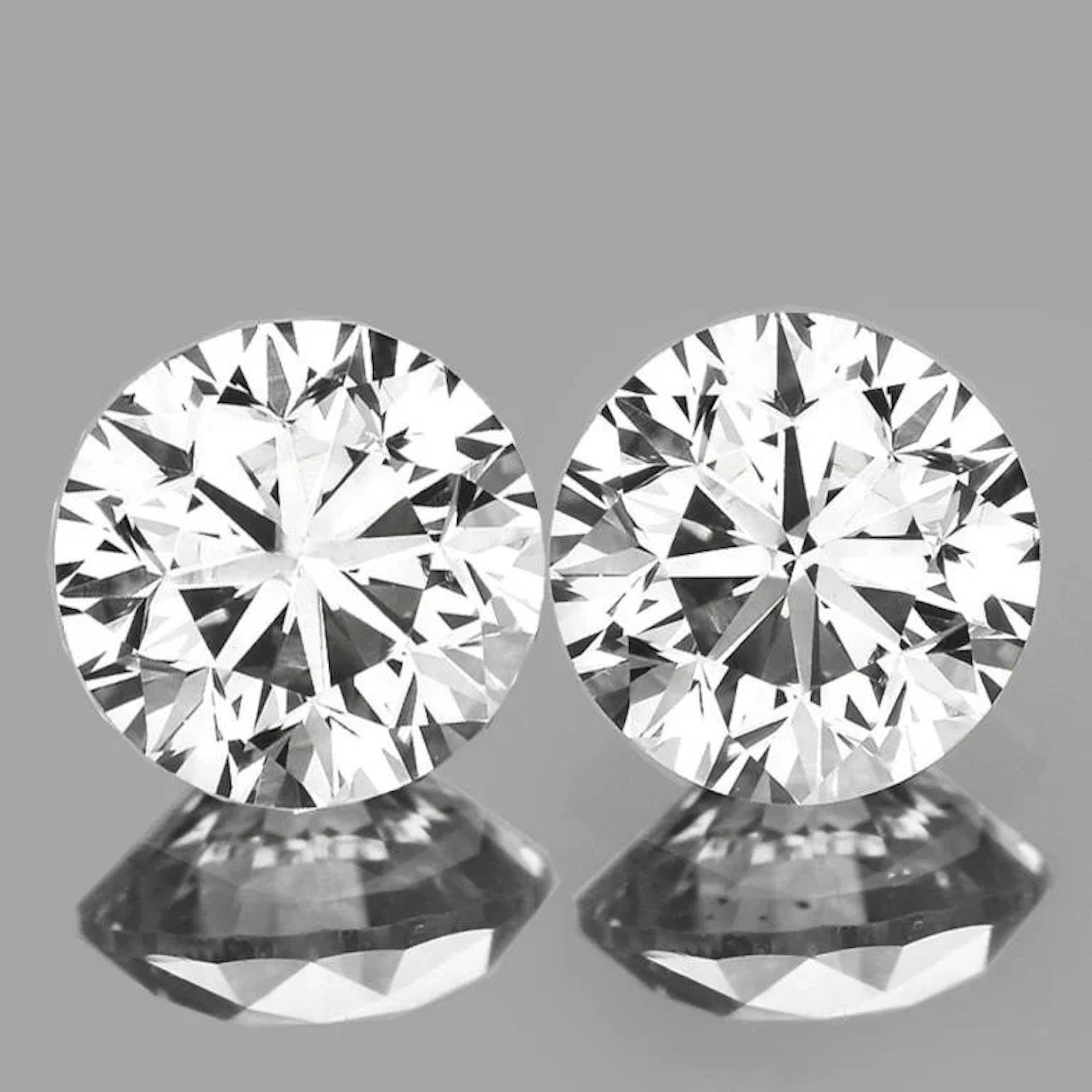 Brilliant White Diamond Pair 2 Cts - IGI Cerified
