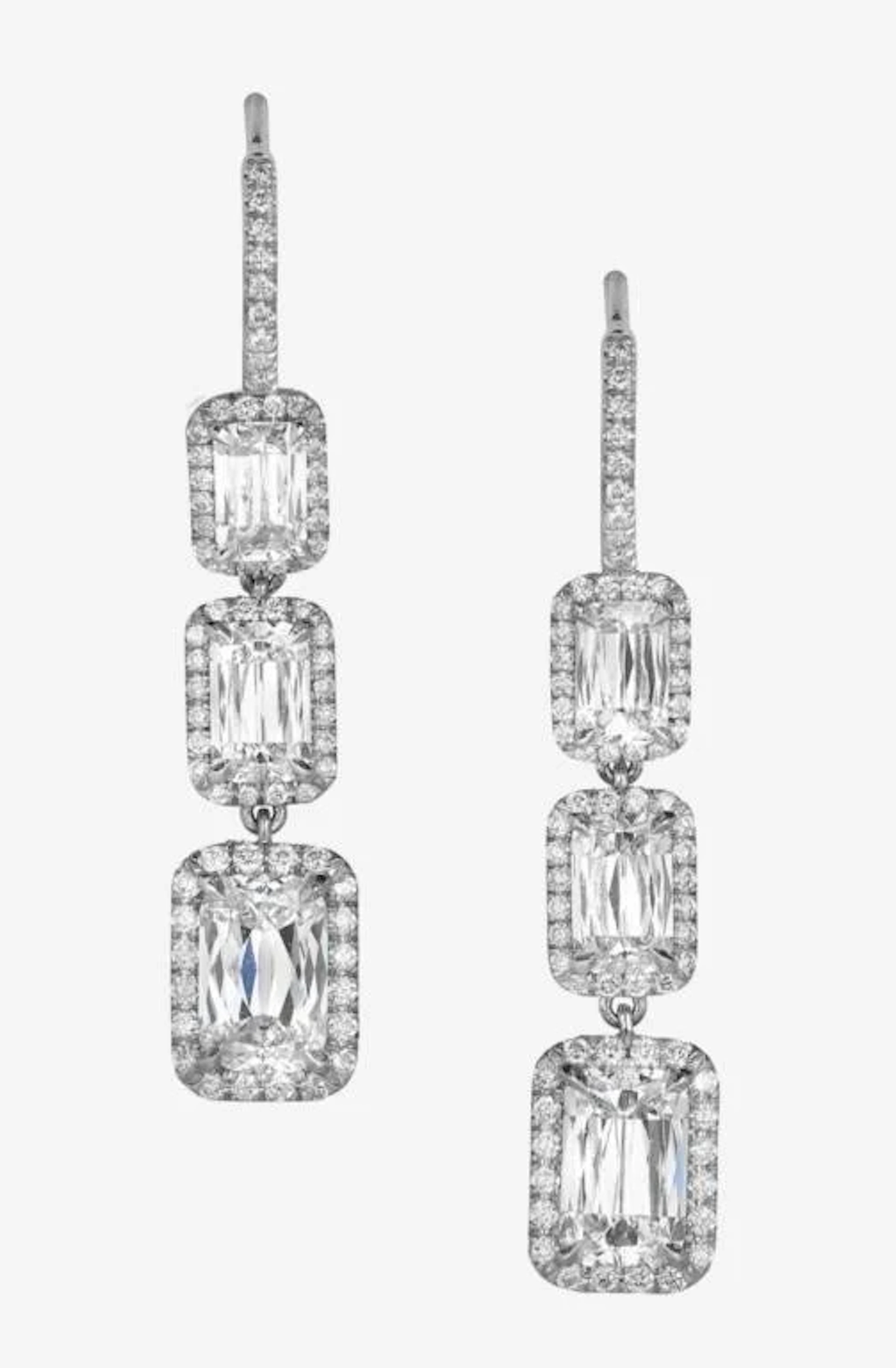 Gold & White Diamond 5.52 Cts Drop Earrings