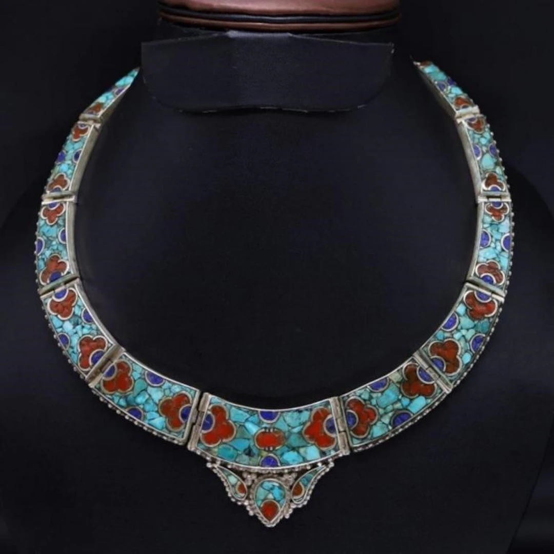 Tibet Natural Stone Tribal Queen Royal Necklace