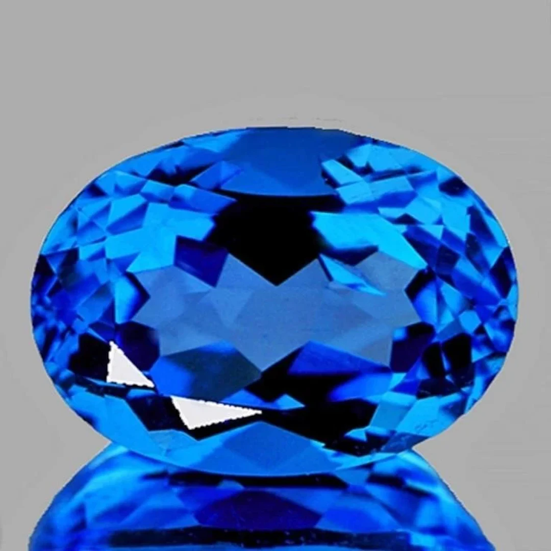 Natural Oval Swiss Blue Topaz [Flawless-VVS]