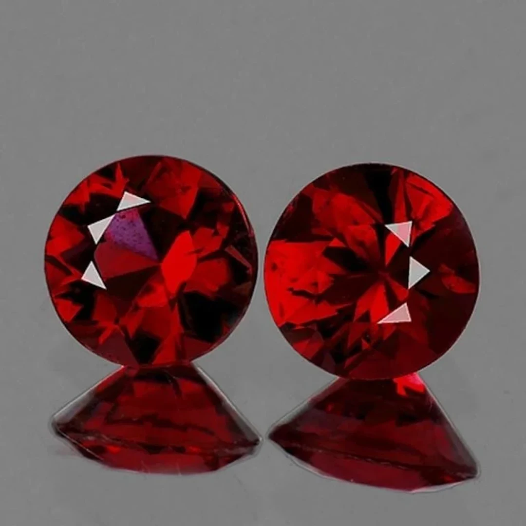 Natural Rare Mahange Red Spinel Pair [Flawless-VV