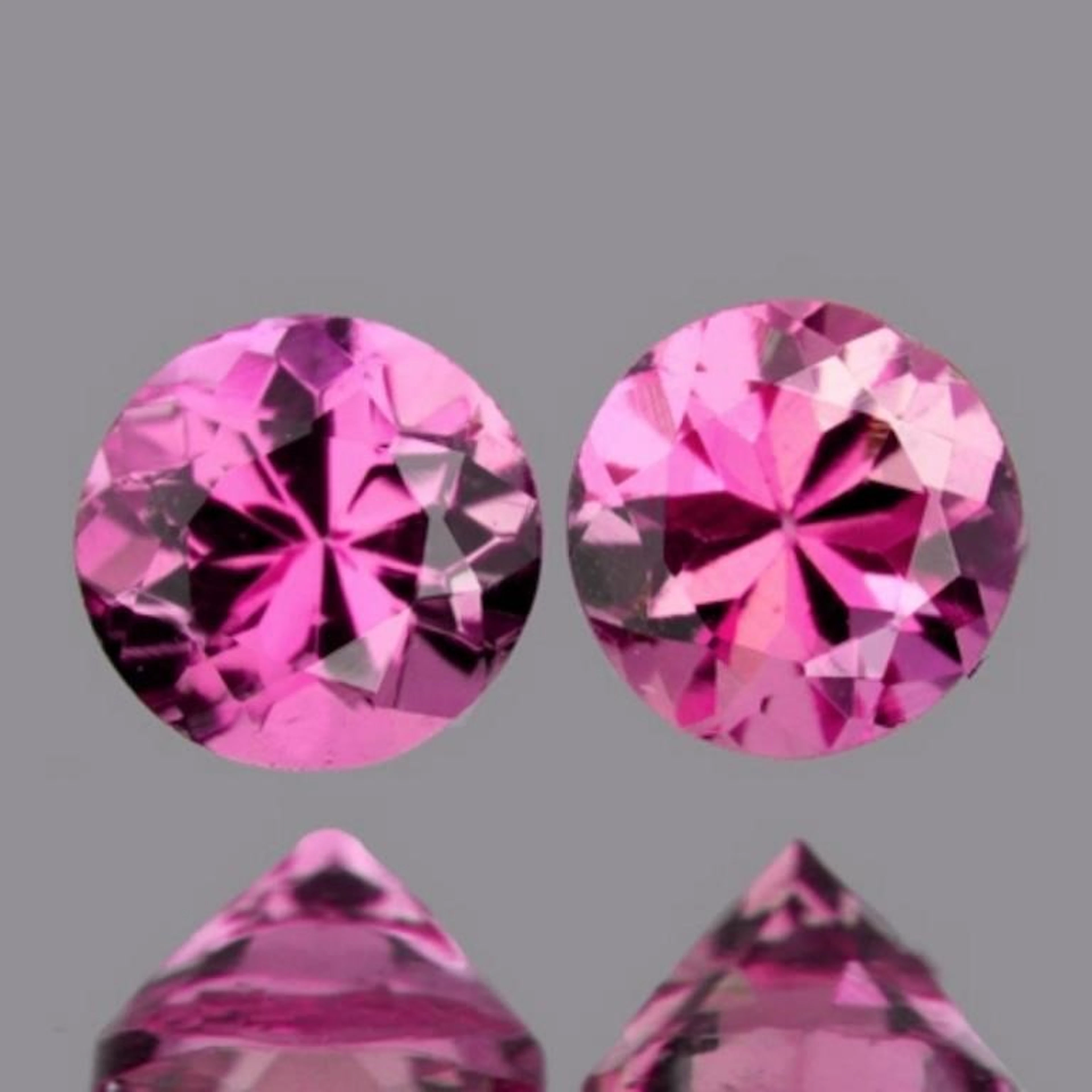Natural Pink Mahenge Spinel Pair{Flawless-VVS}