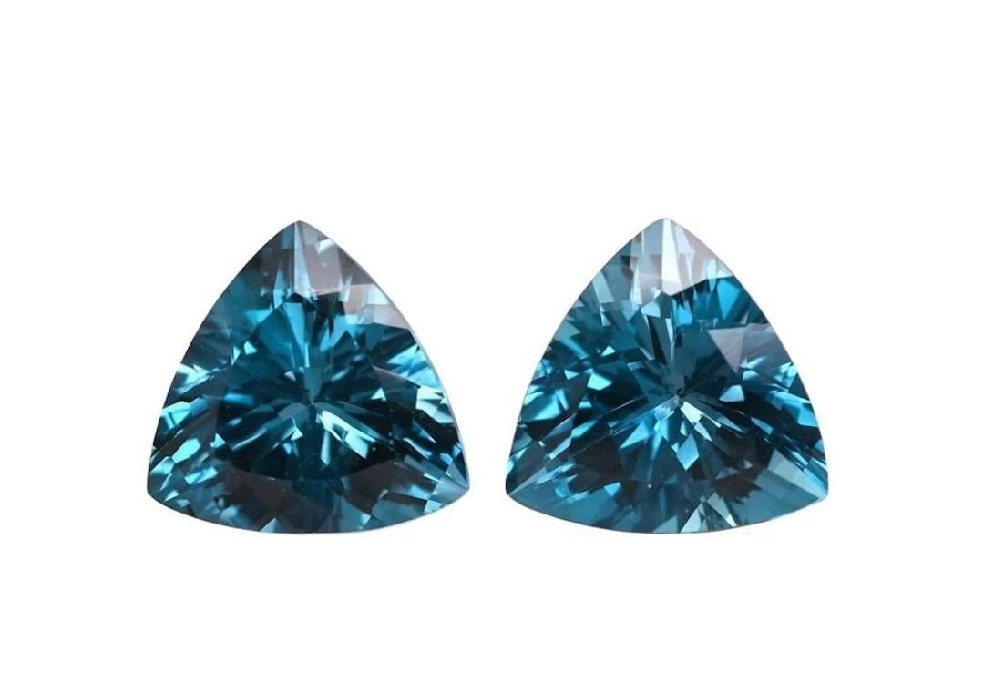 Natural London Blue Topaz Pair [Flawless-VVS]