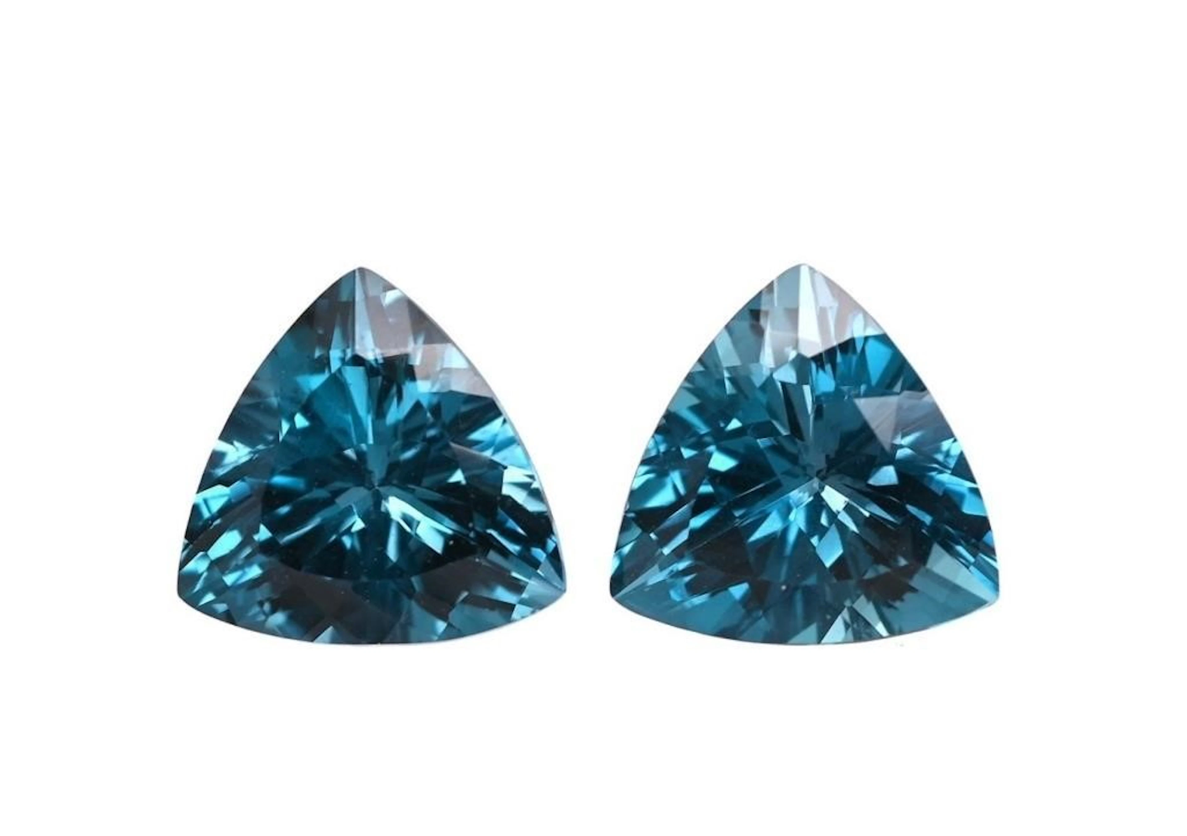 Natural London Blue Topaz Pair [Flawless-VVS]