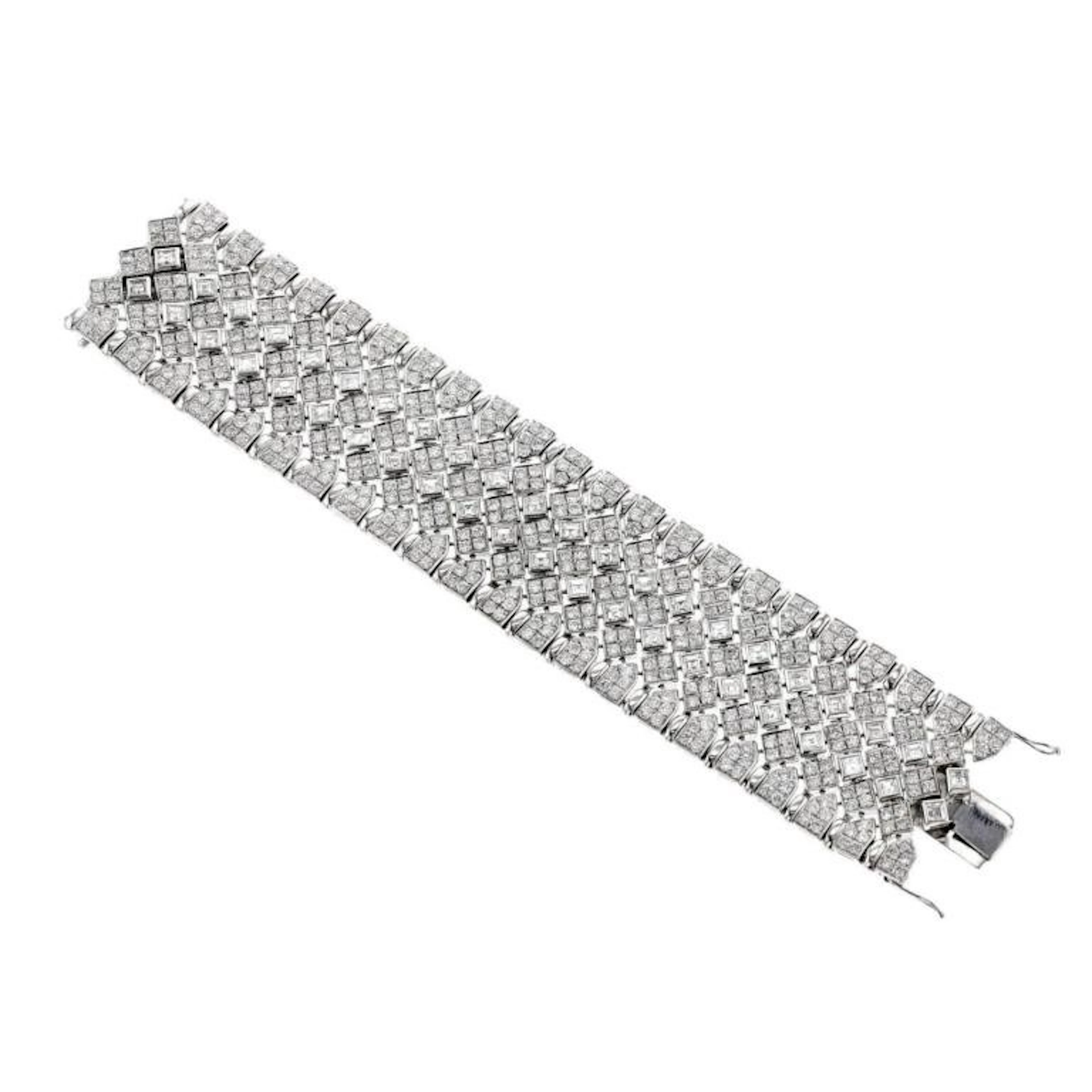 Gold & White Diamonds 51.52 Cts Bracelet