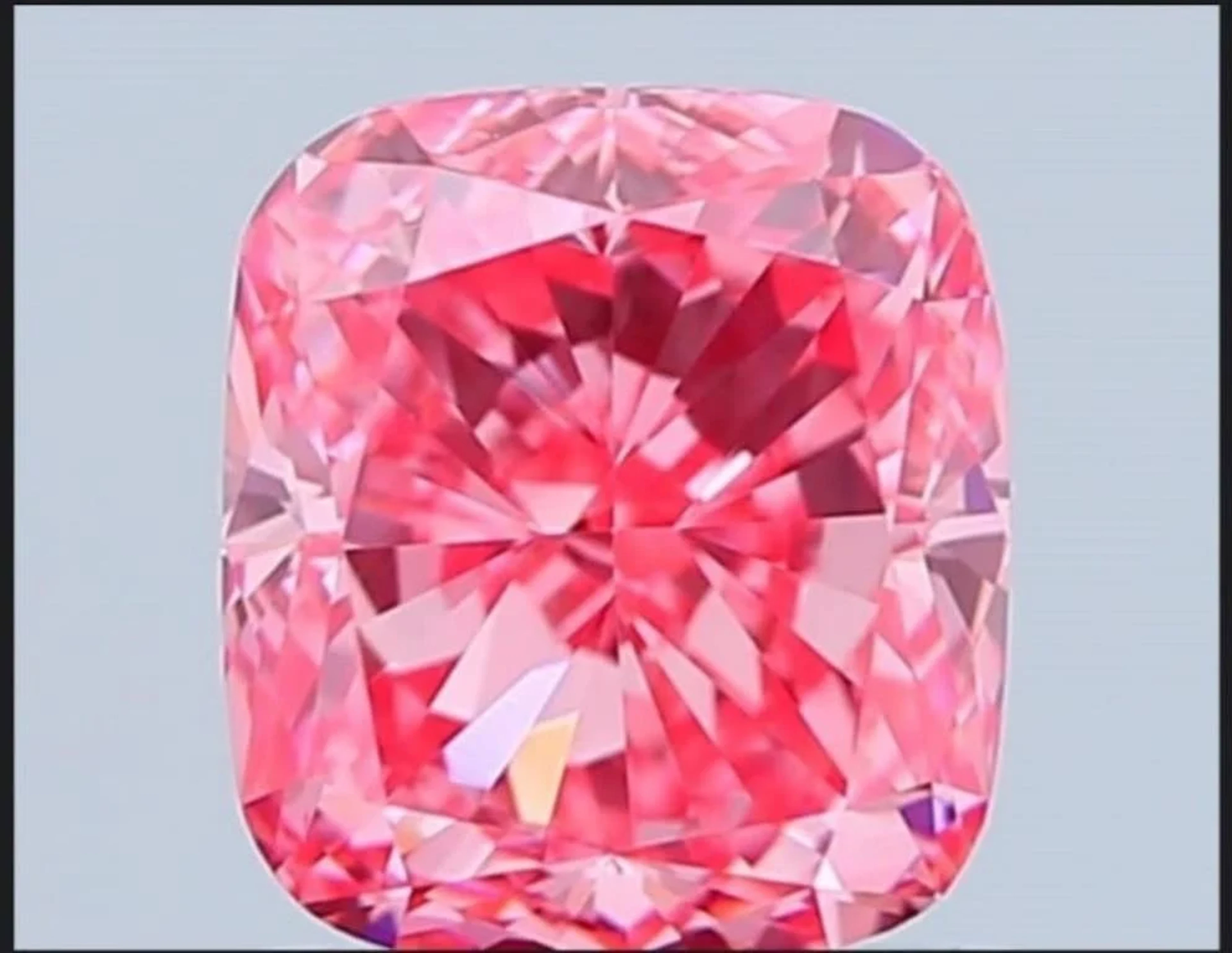 Fancy Vivid Pink Diamond 1.05 Ct - VS - IGI Certif