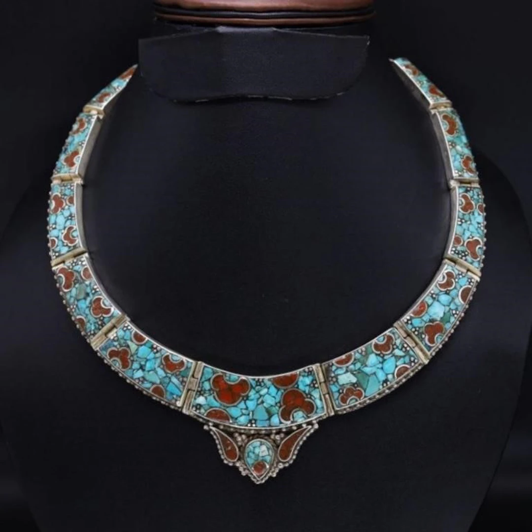 Tibet Natural Stone Tribal Queen Royal Necklace