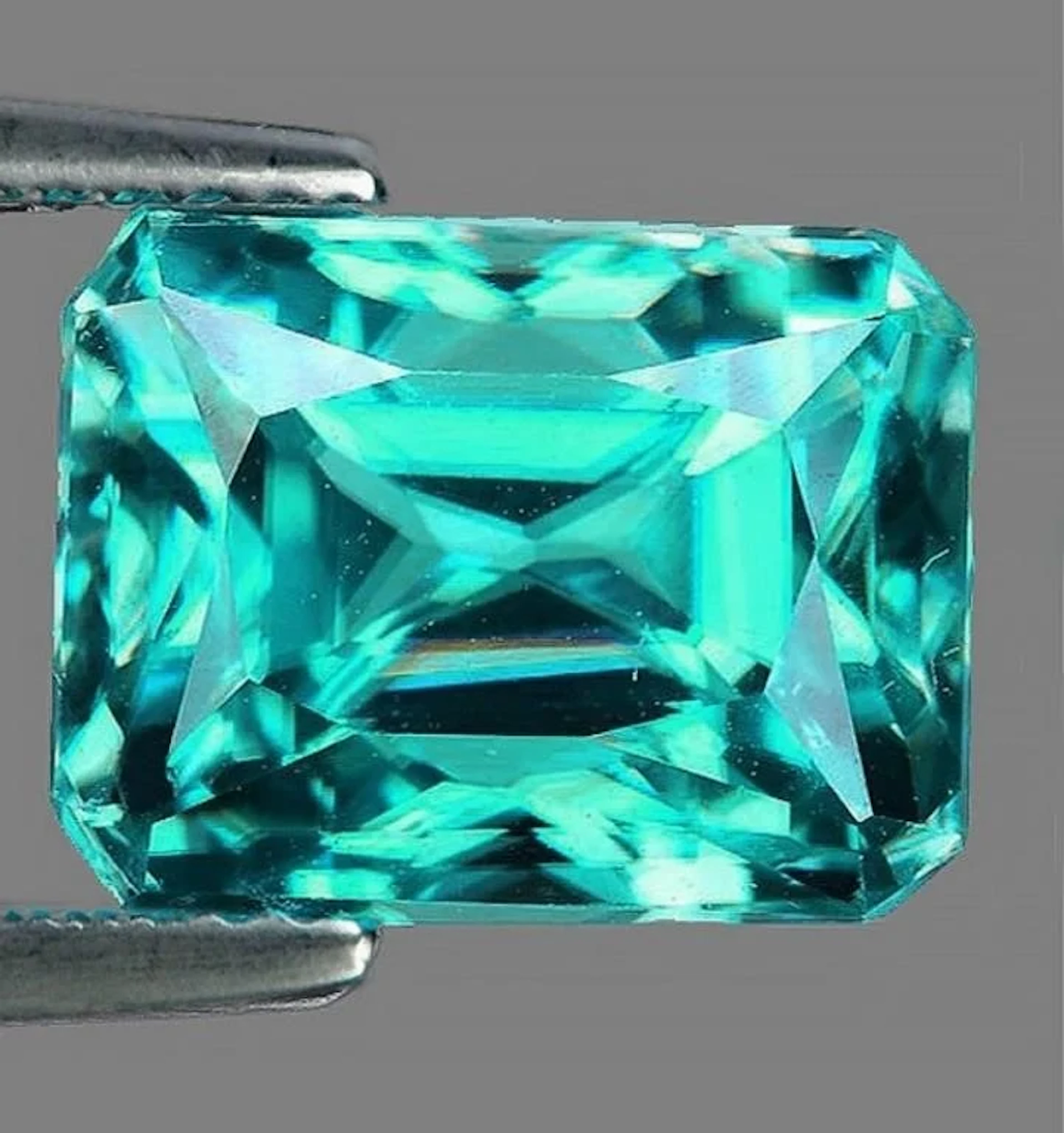 Natural Brazil Bluish/Green Apatite [Flawless-VVS]